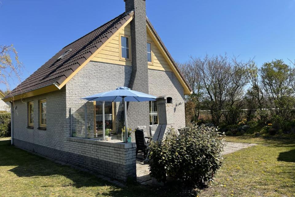 Three-Bedroom Bungalow photo 2