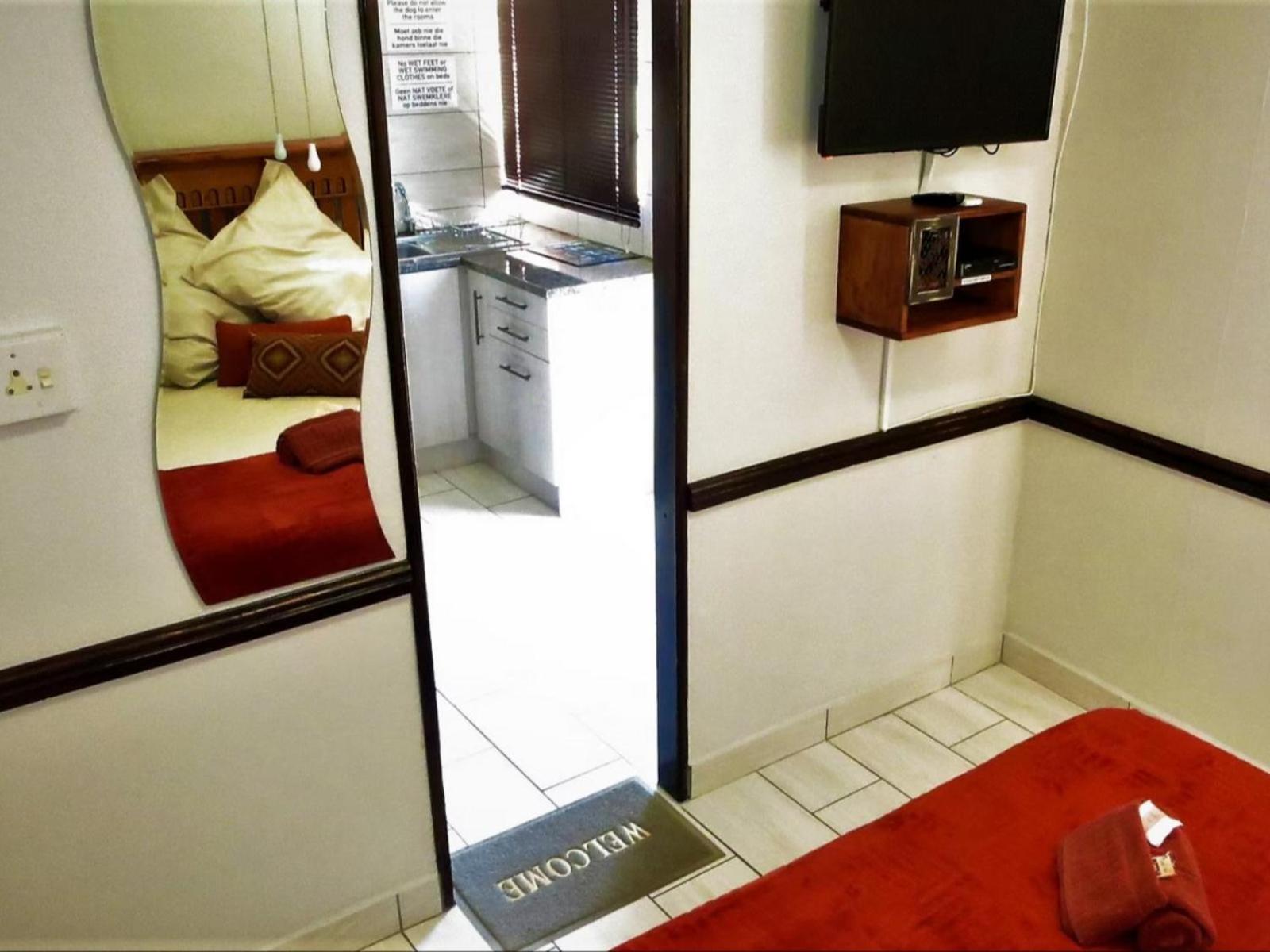 Deluxe Queen Suite