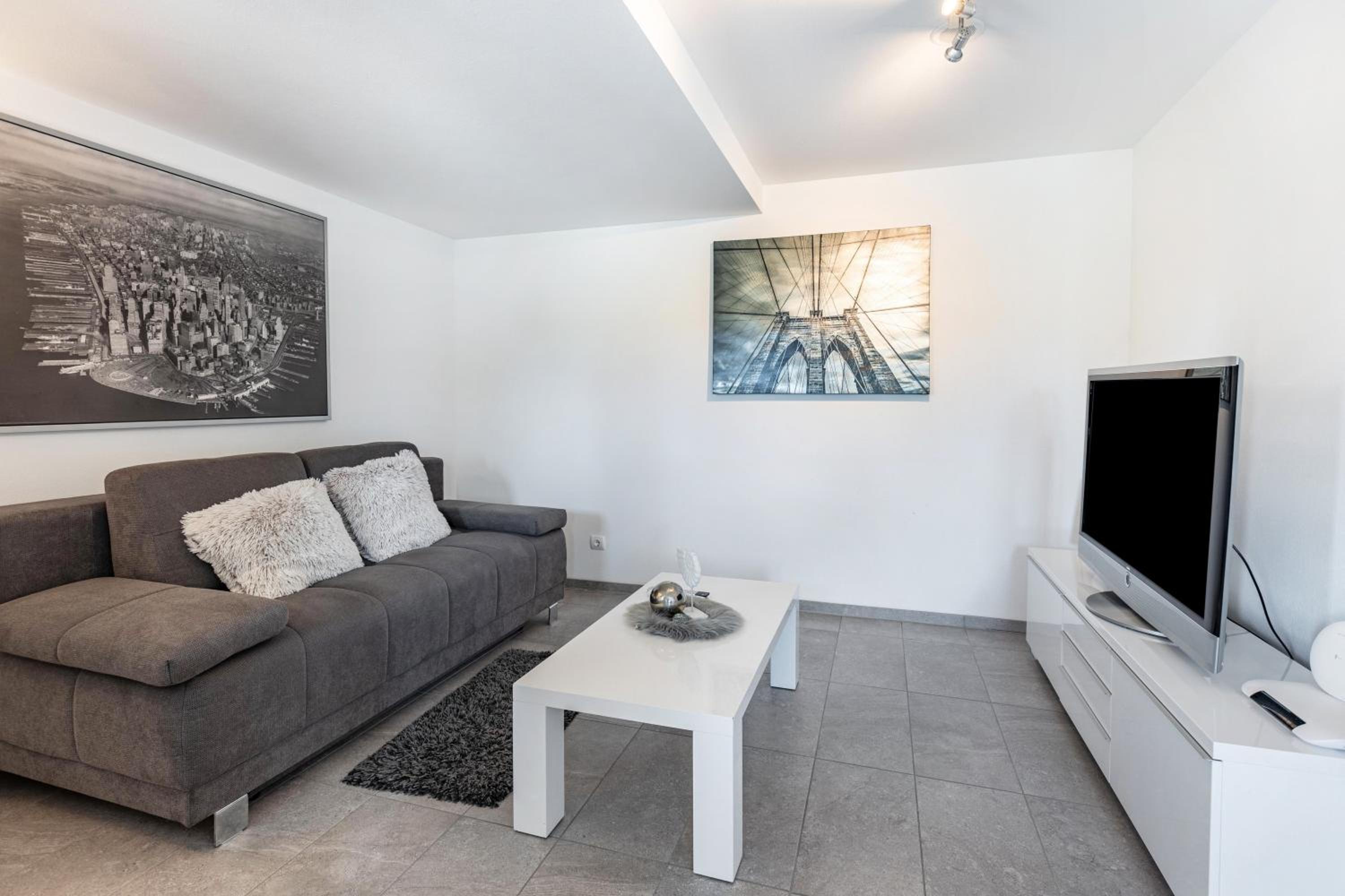 Apartment with Terrace