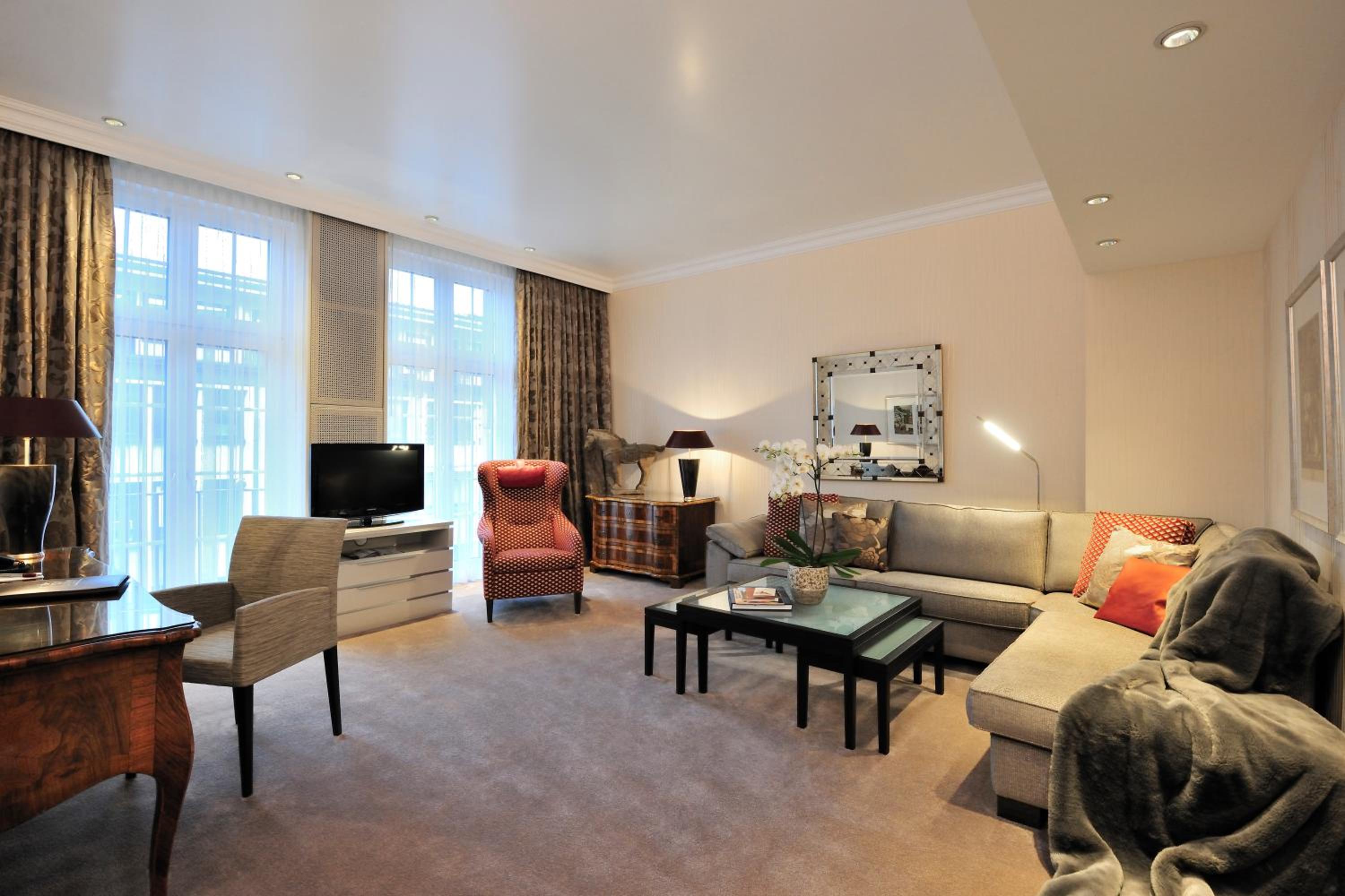 Suite photo