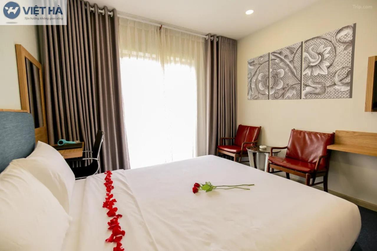 Suite With City View