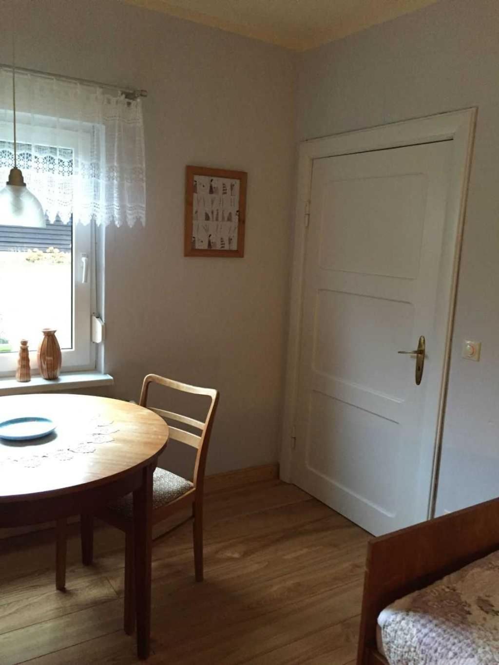 Two-Bedroom House photo 3