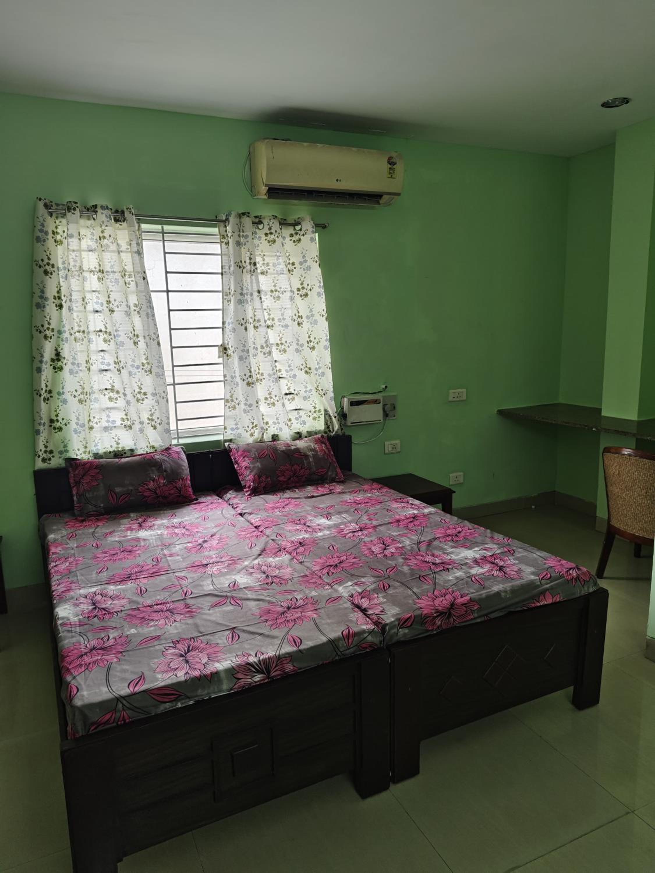 Double Room With Private Bathroom photo 1