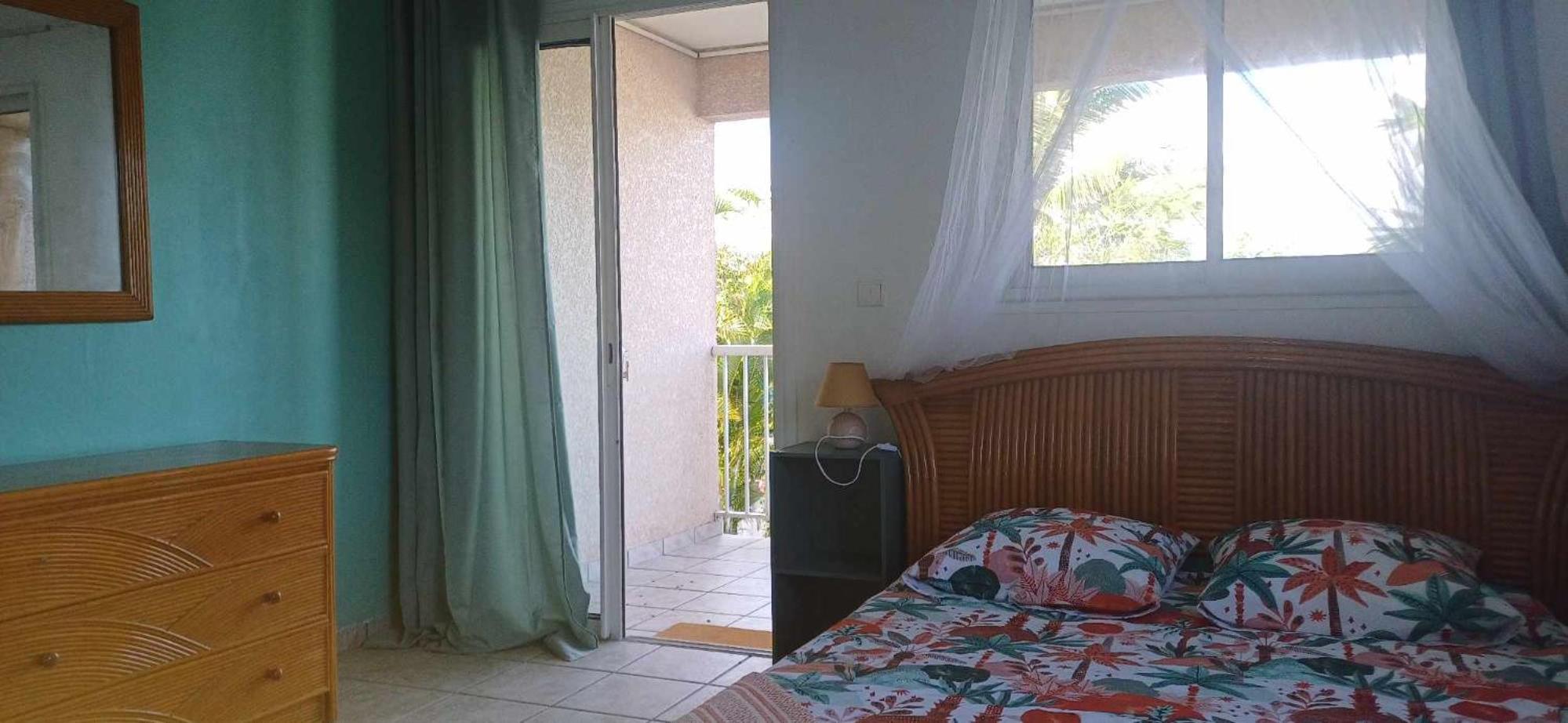 Studio with Sea View