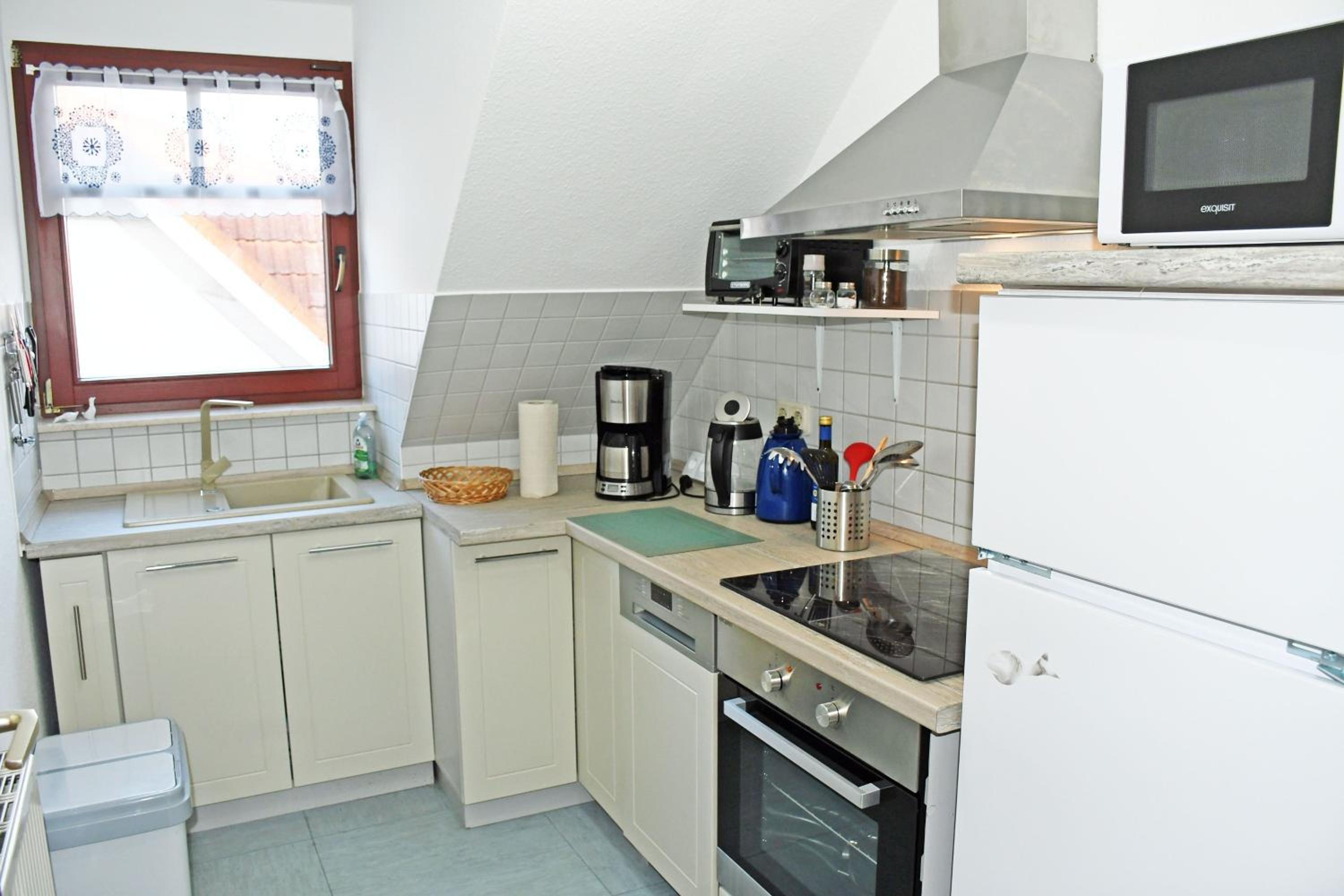 Two-Bedroom Apartment with Balcony photo 3