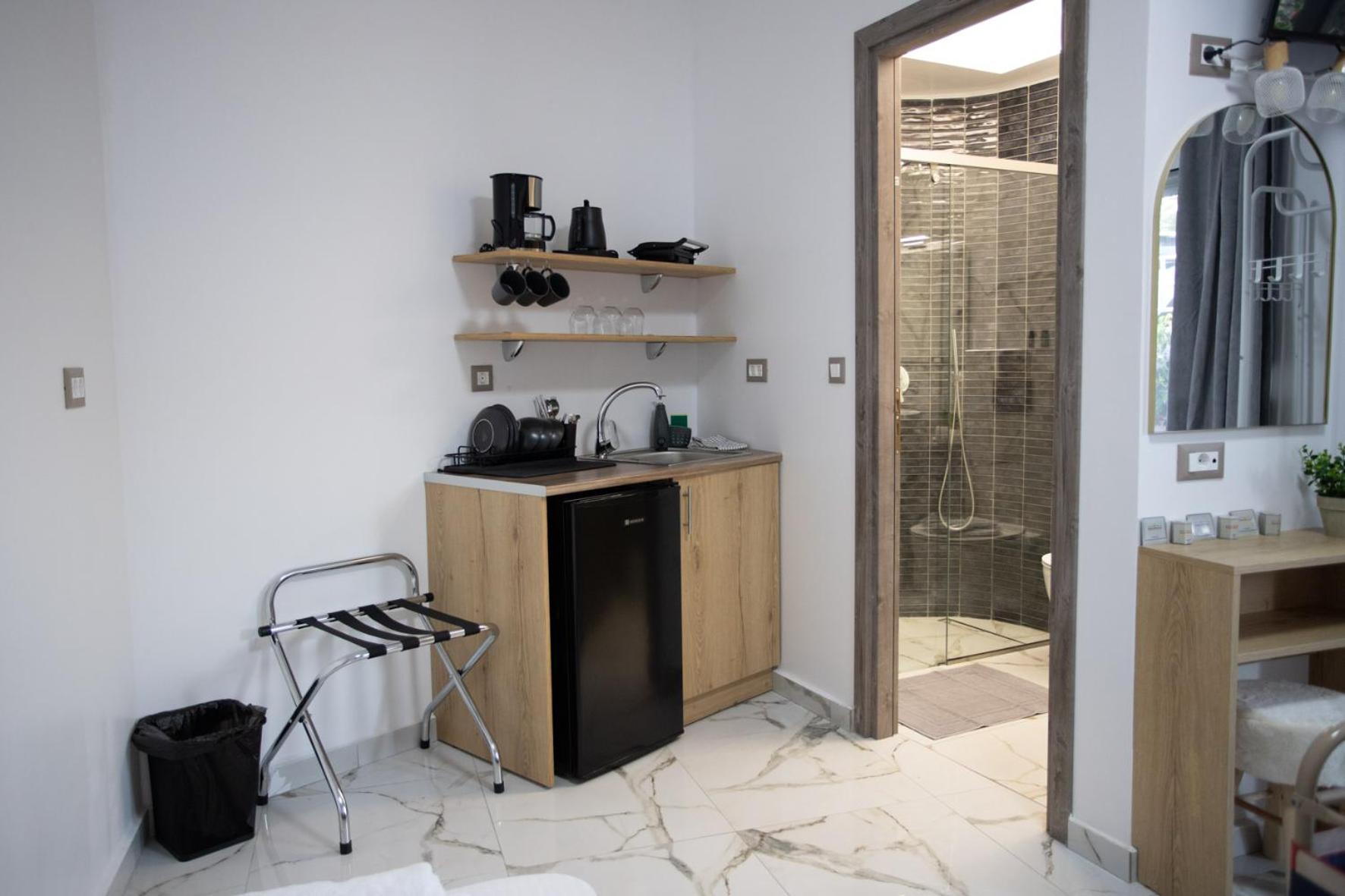 Budget Triple Room photo 3