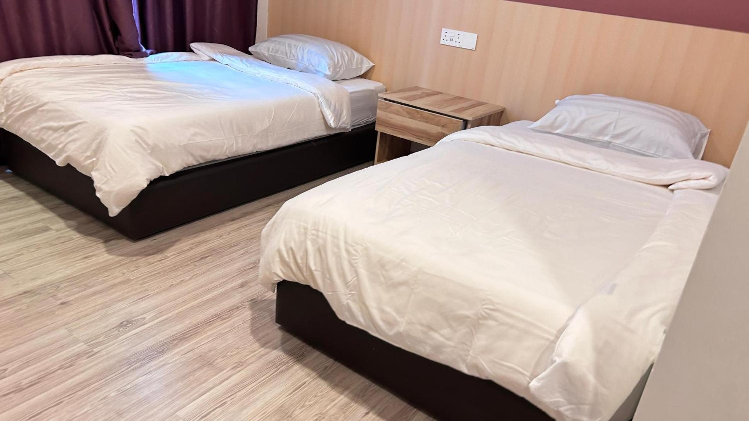Double or Twin Room with Private Bathroom