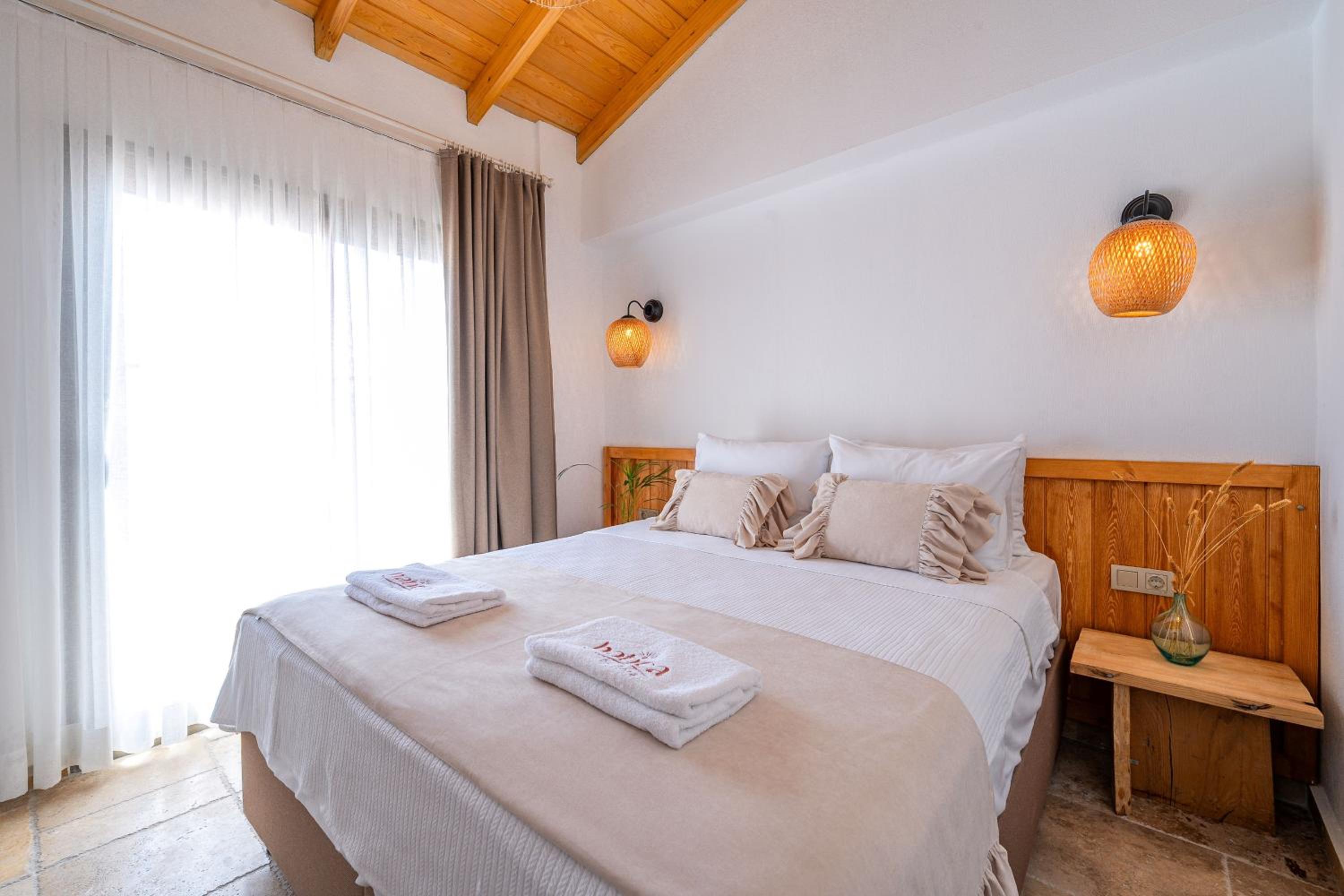 Standard Twin Room - Photo 9