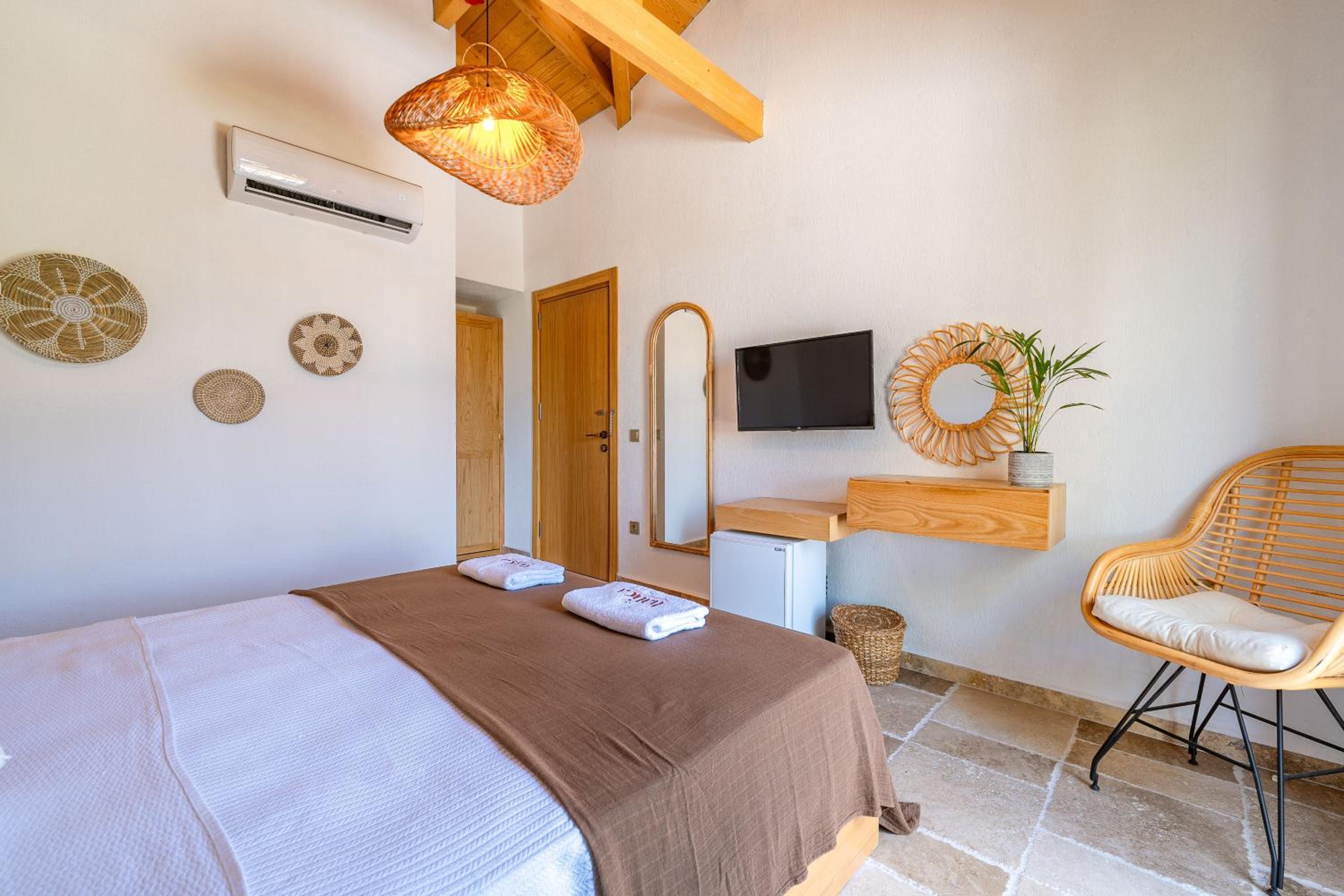 Deluxe Double Room - Photo 2