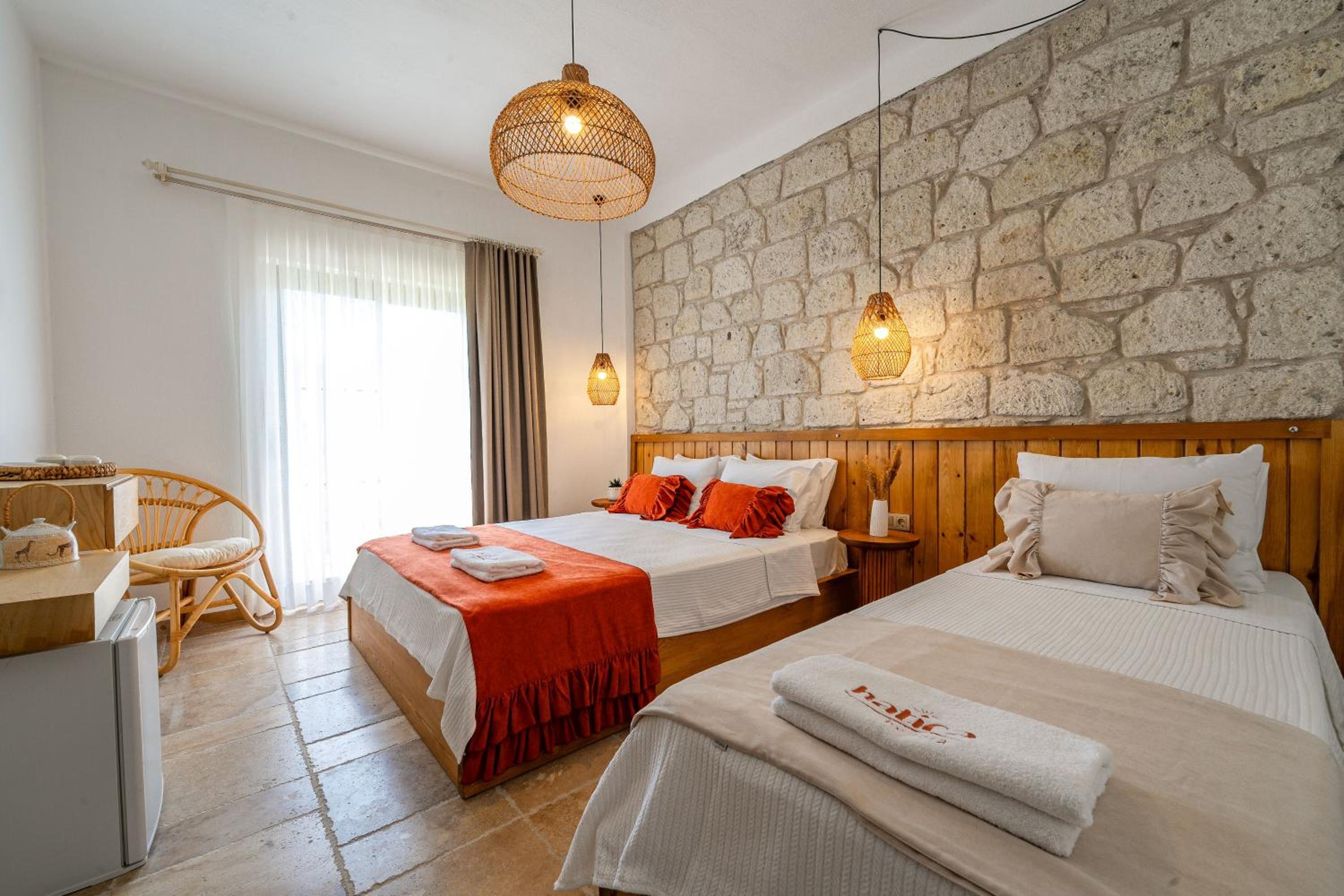 Deluxe Triple Room - Photo 6