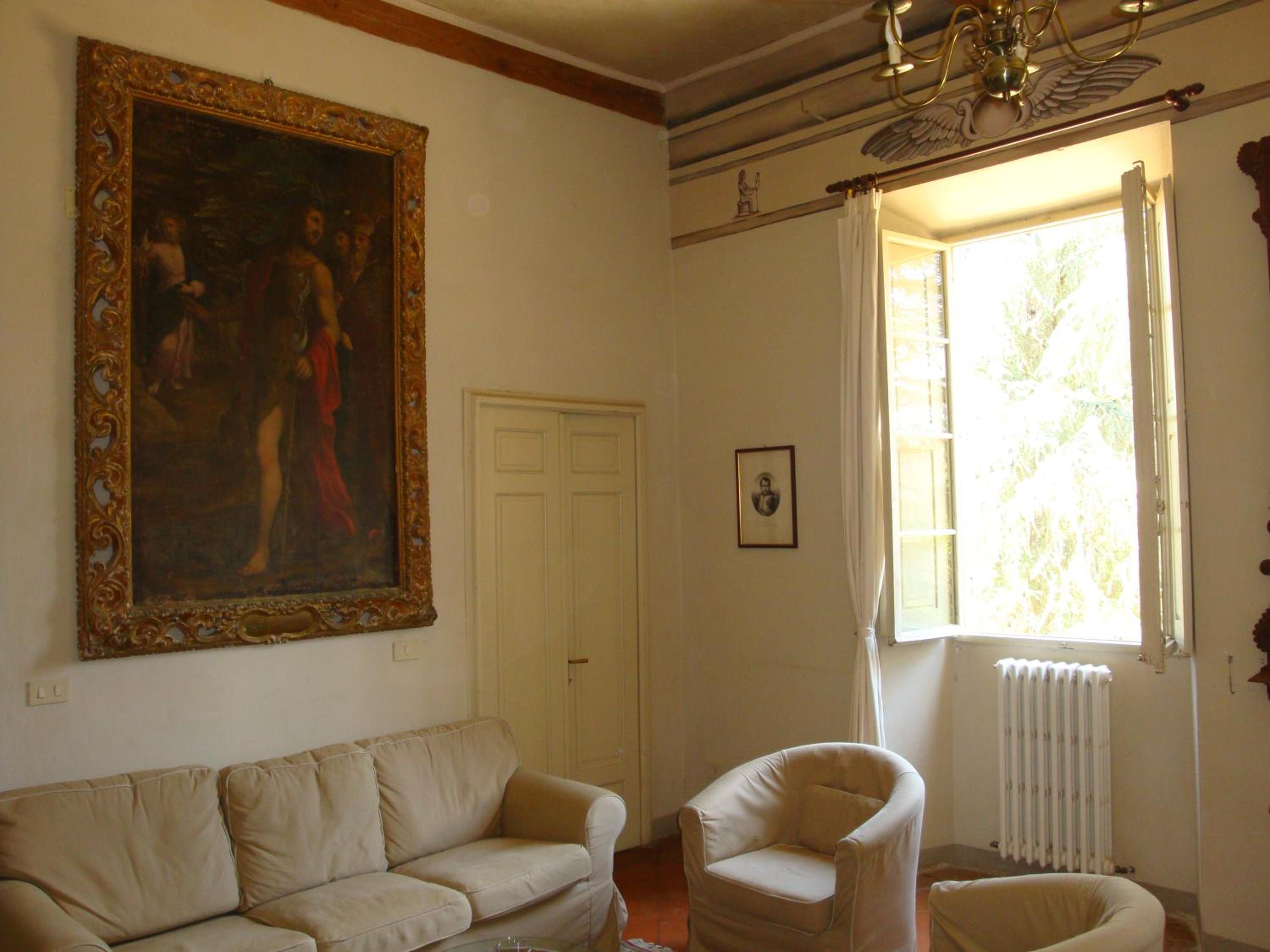 Three-Bedroom Apartment photo 3