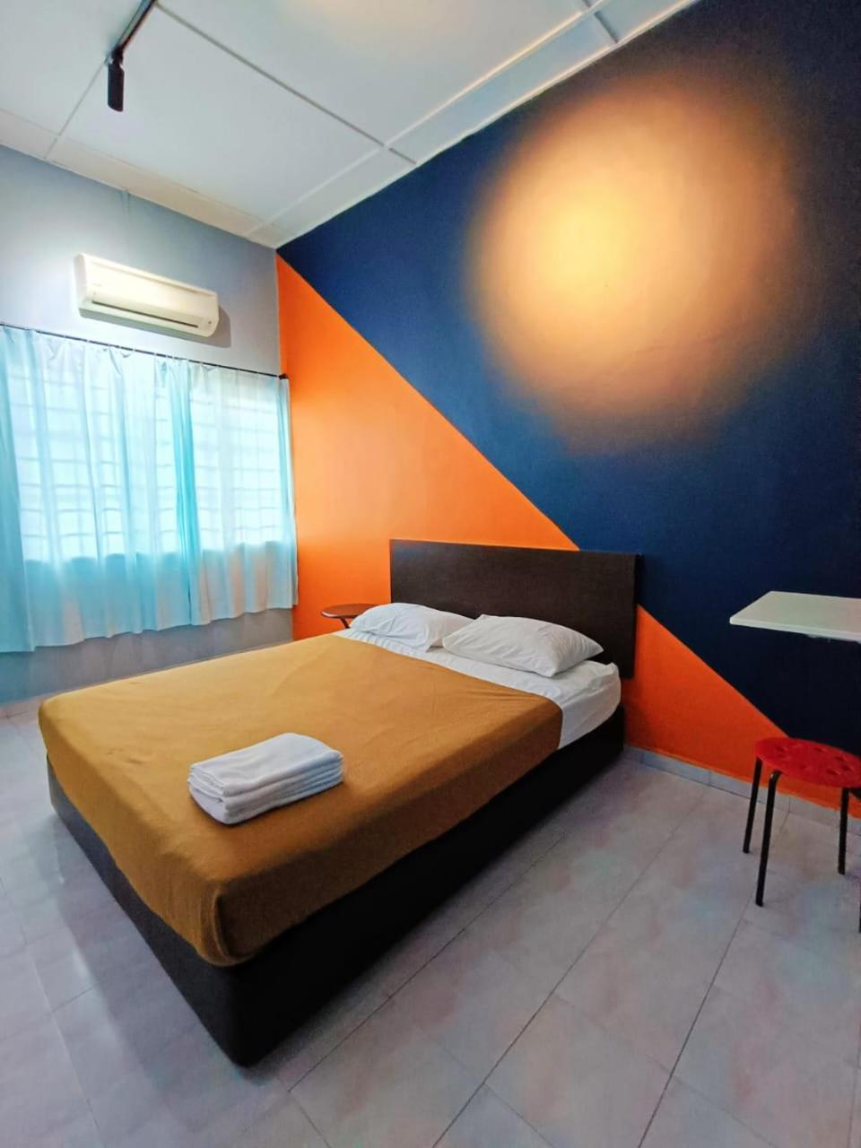 Standard Double Room with Shared Bathroom photo 1