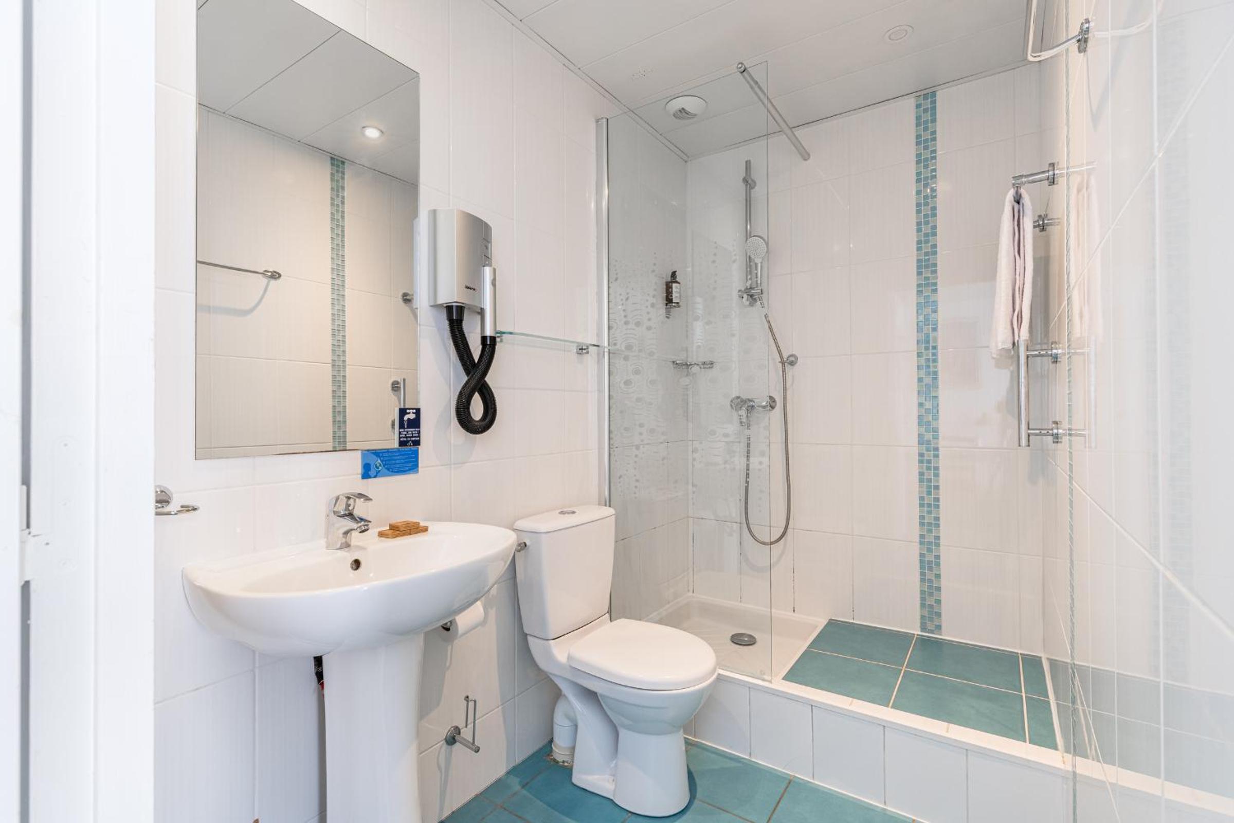 Triple Room - Photo 4