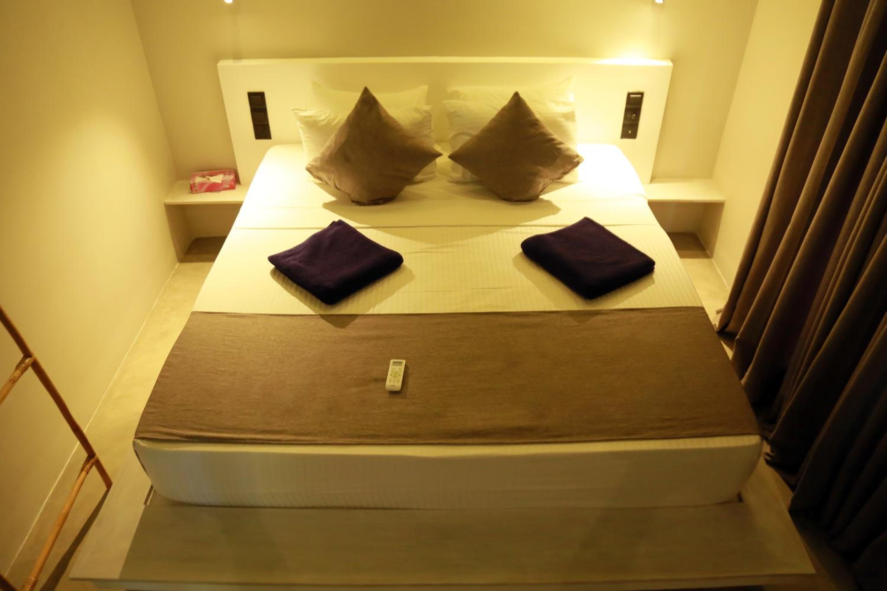 Deluxe Two-Bedroom Apartment with Garden View photo 1