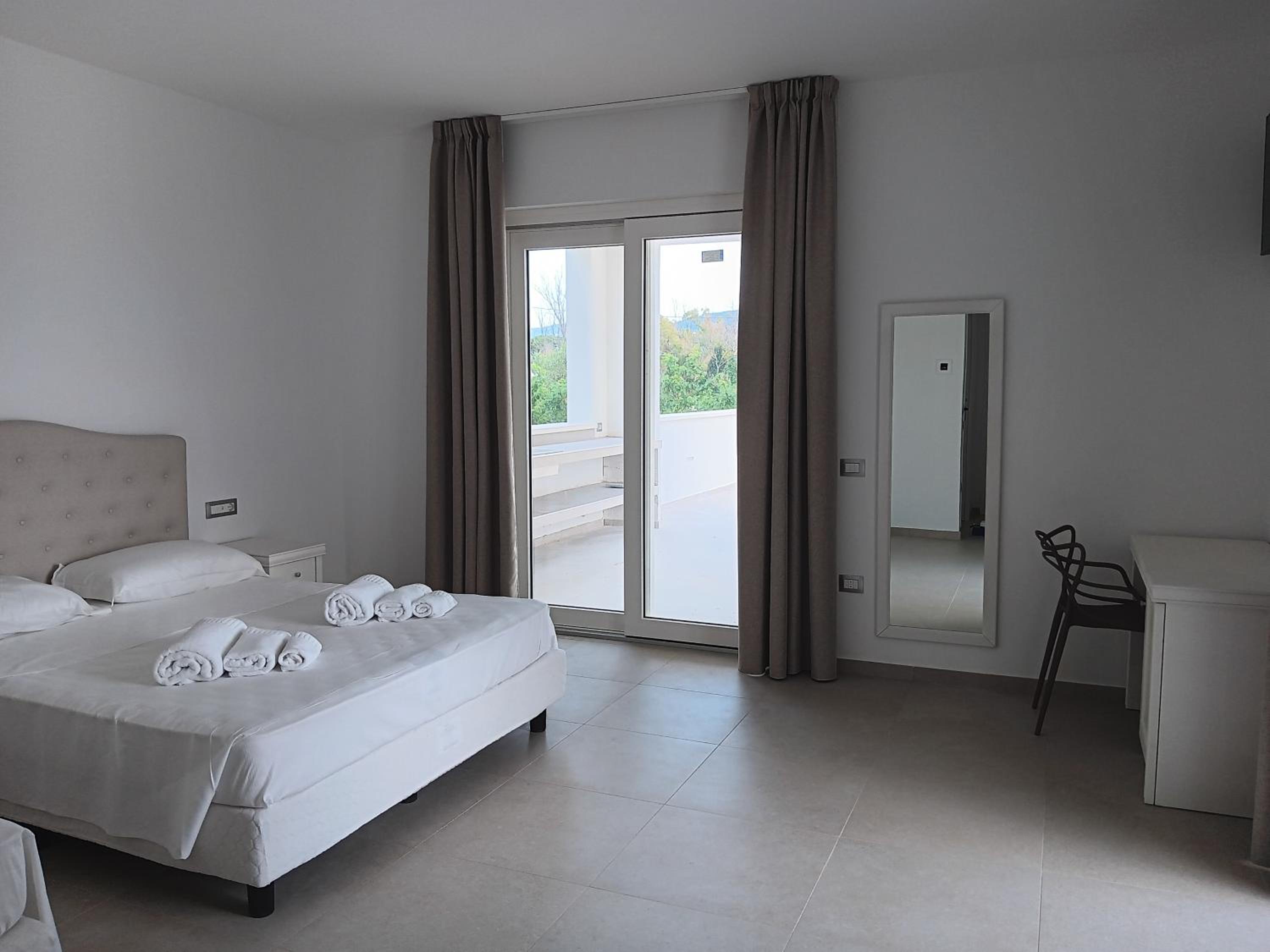 Triple Room photo 2