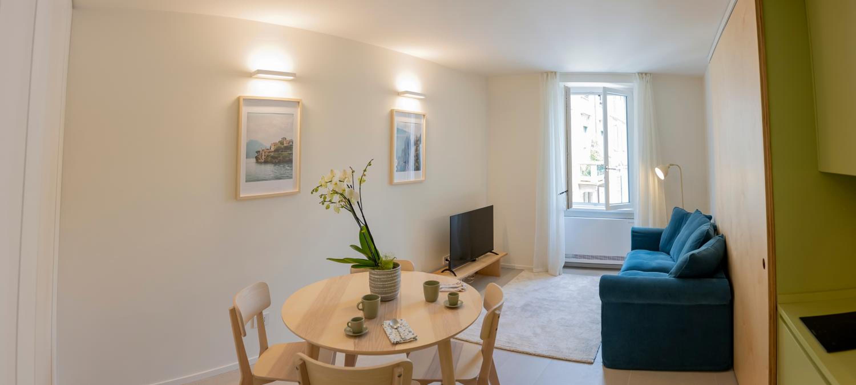 One-Bedroom Apartment with City View photo 1