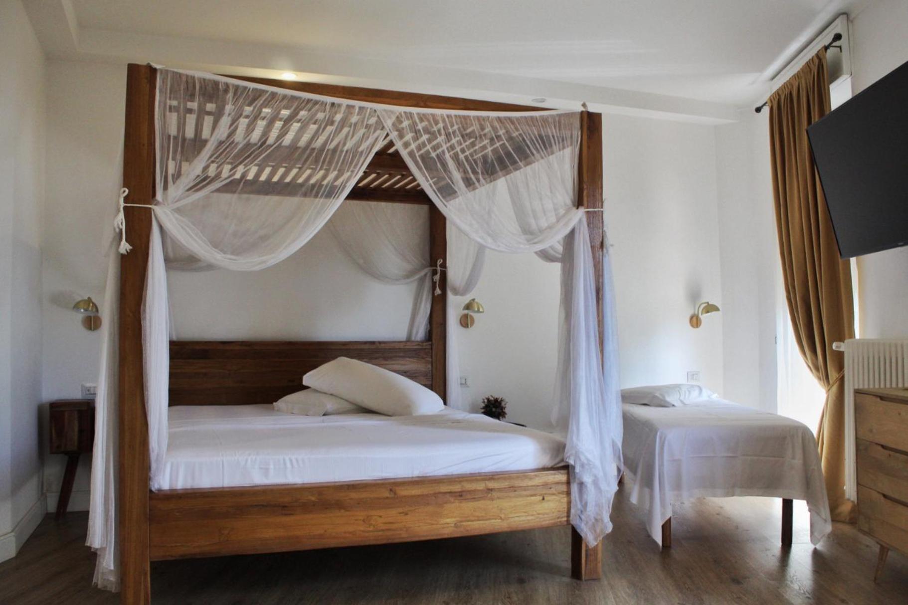 Deluxe Double Room photo 3