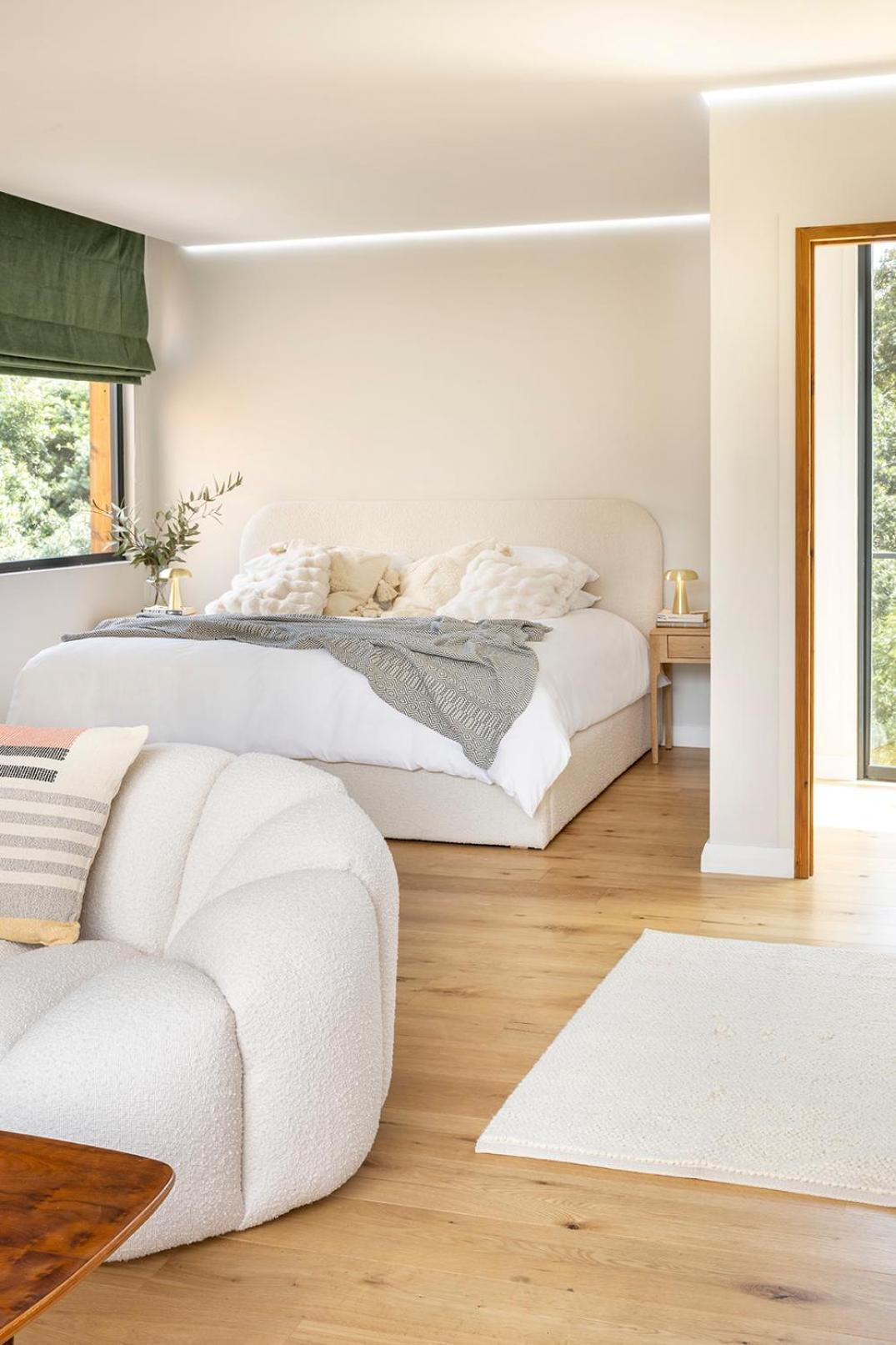 Three-Bedroom House photo 1