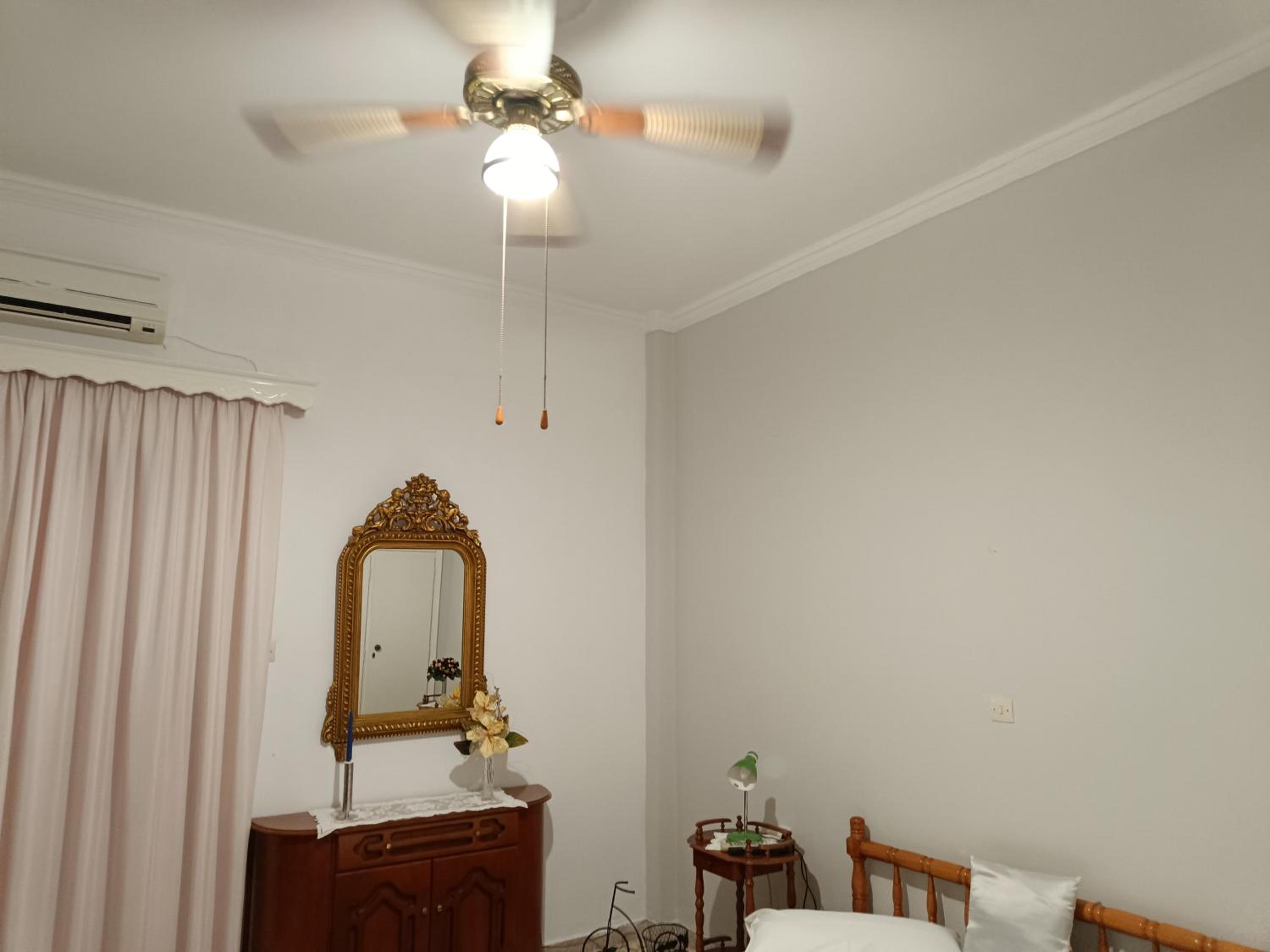 One-Bedroom House photo 3