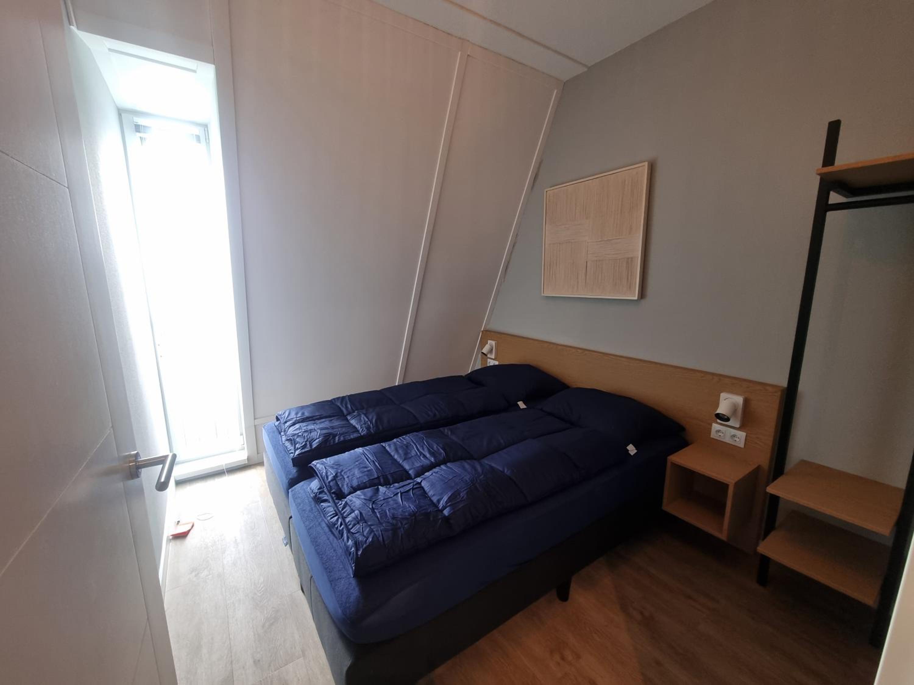 Three-Bedroom Apartment - Photo 9