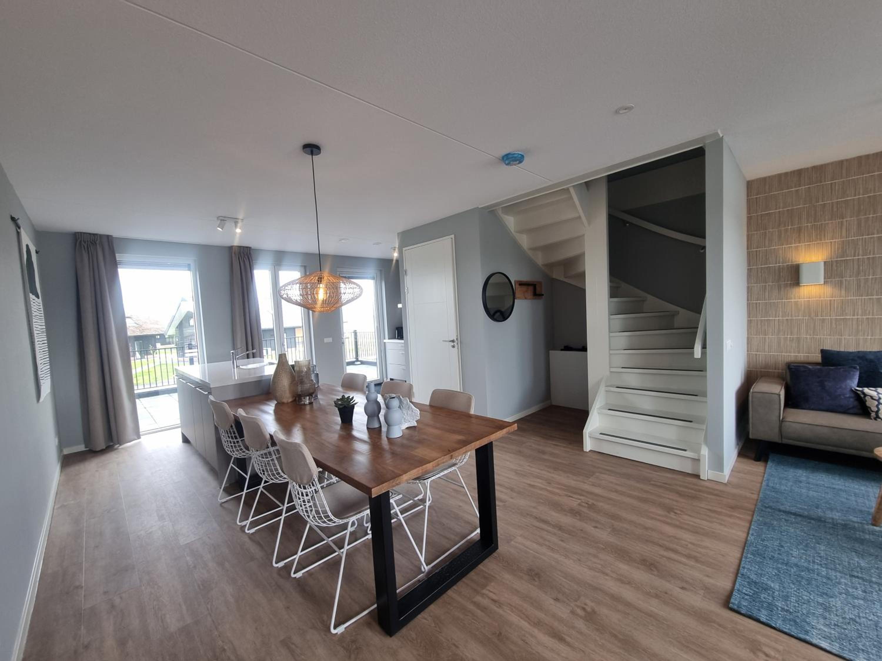 Three-Bedroom Apartment - Photo 13