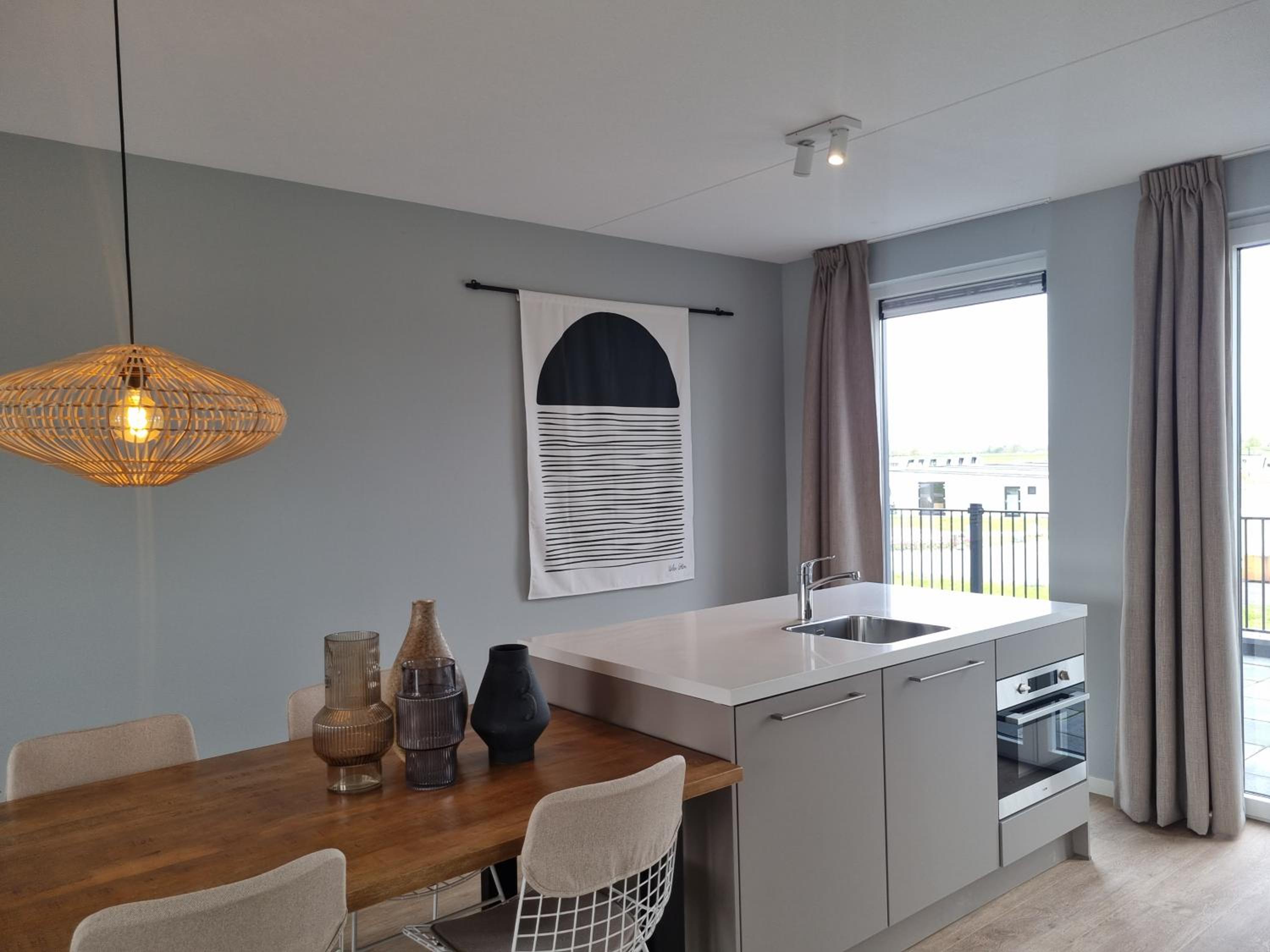 Three-Bedroom Apartment - Photo 10
