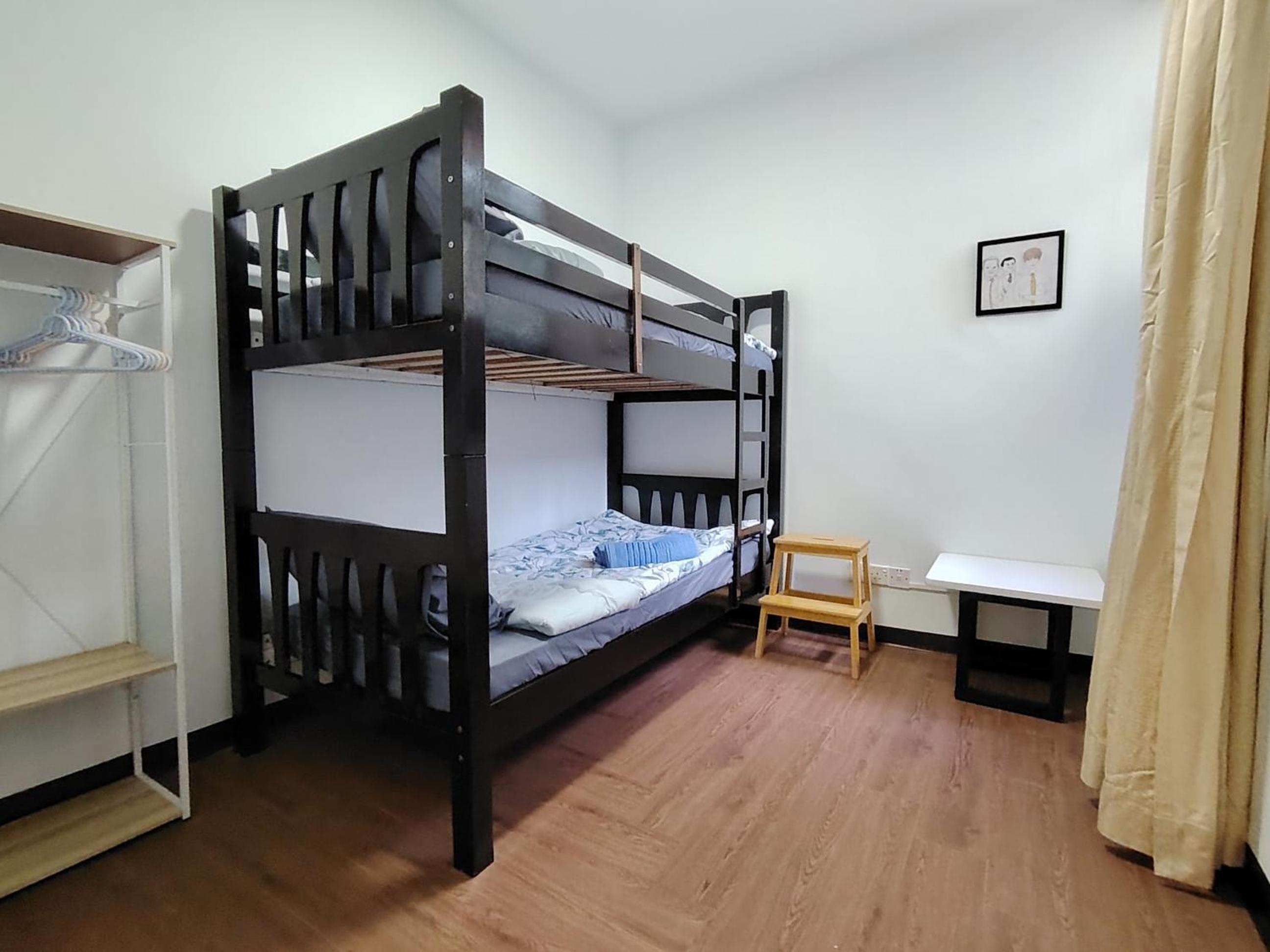 Three-Bedroom Apartment photo 2