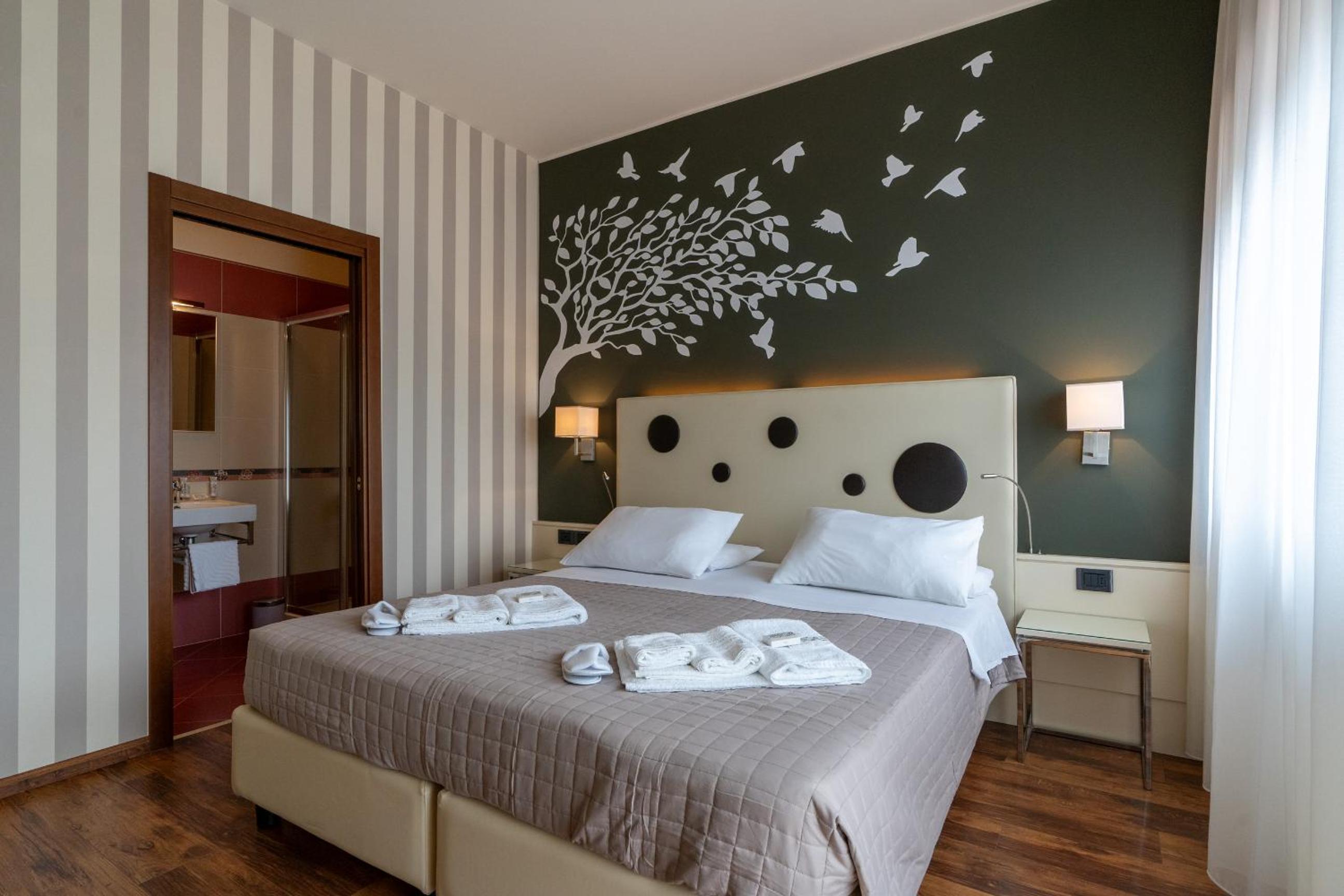 Double Room with Terrace photo 2