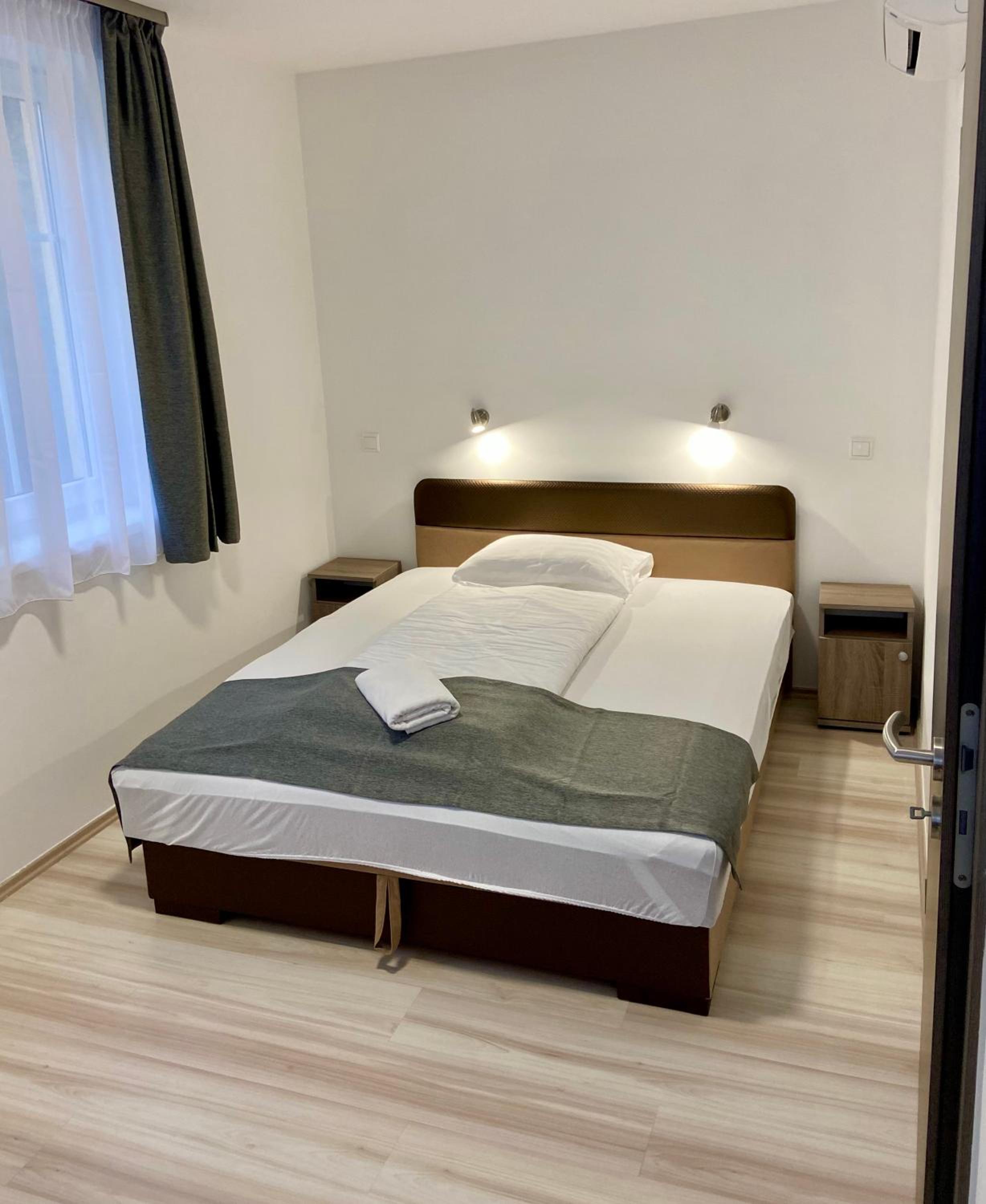 Apartment with Terrace photo 3