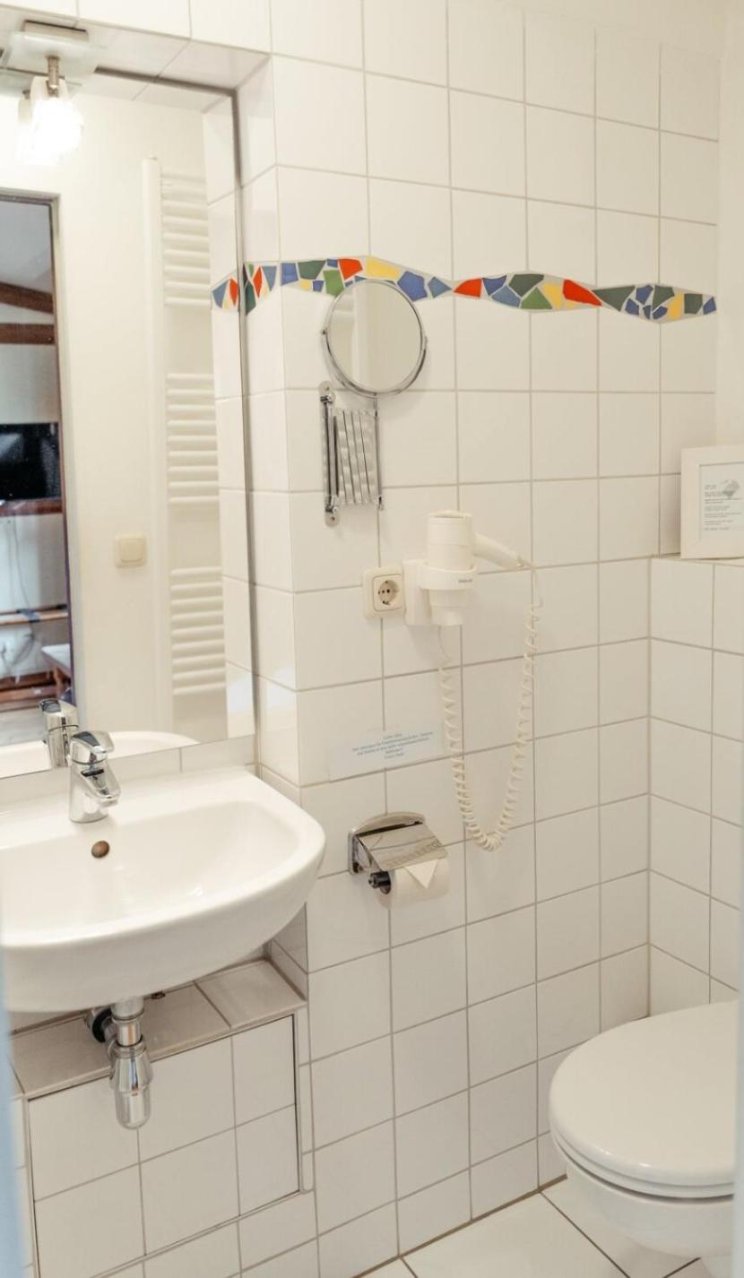 Single Room with Balcony photo 3