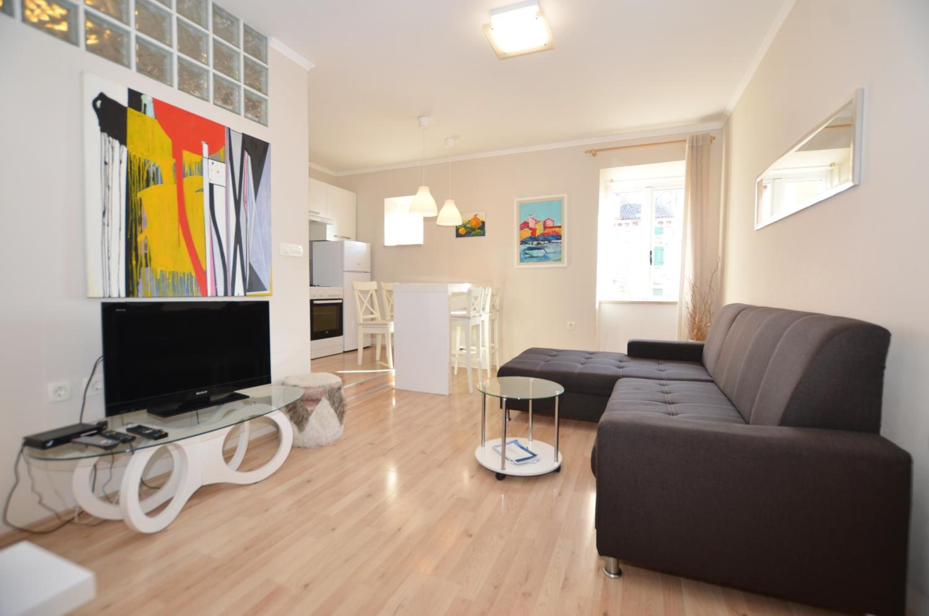One Bedroom Apartment