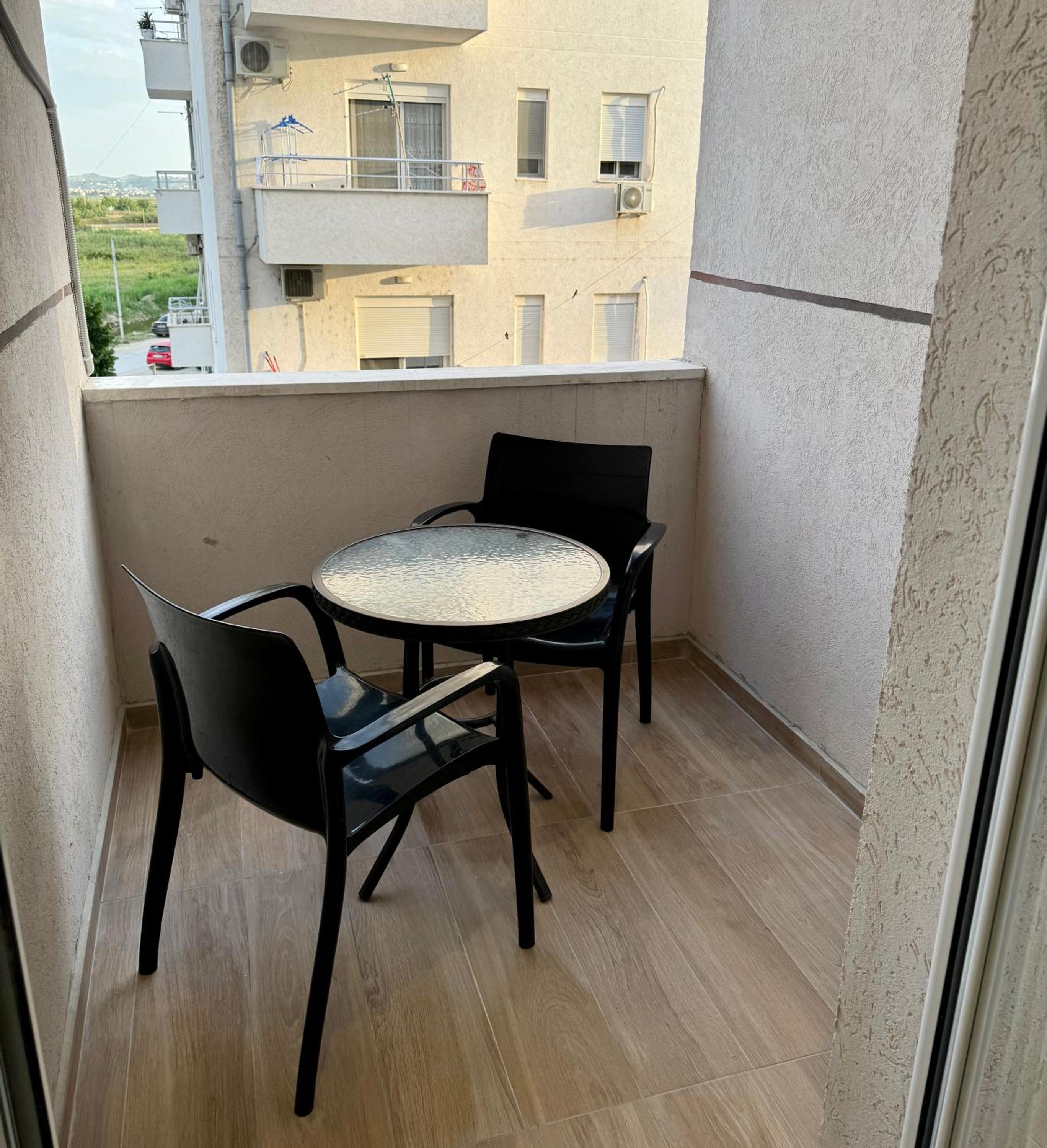 Studio Apartment With Balcony photo 3