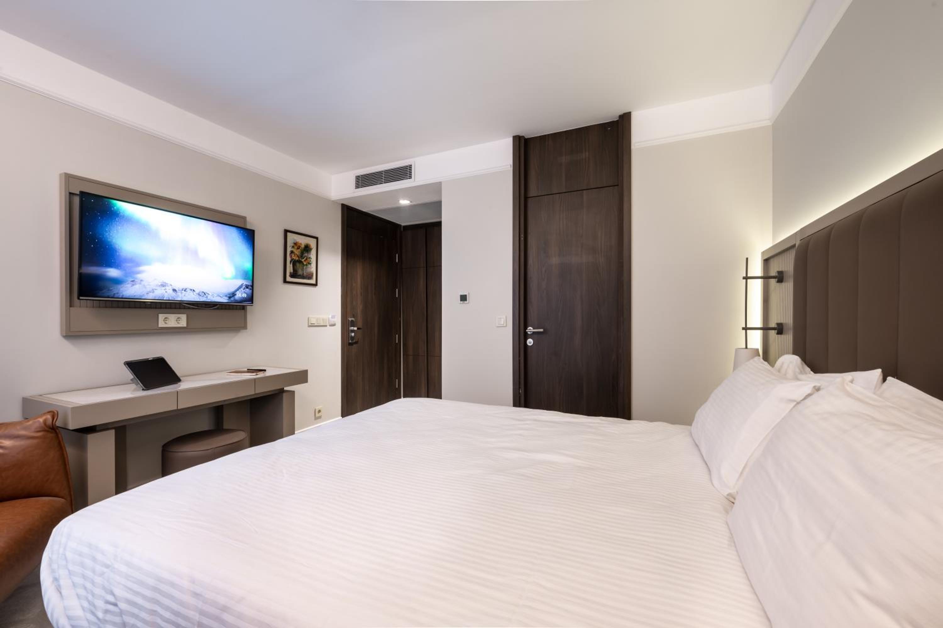 Standard Double Room photo 3