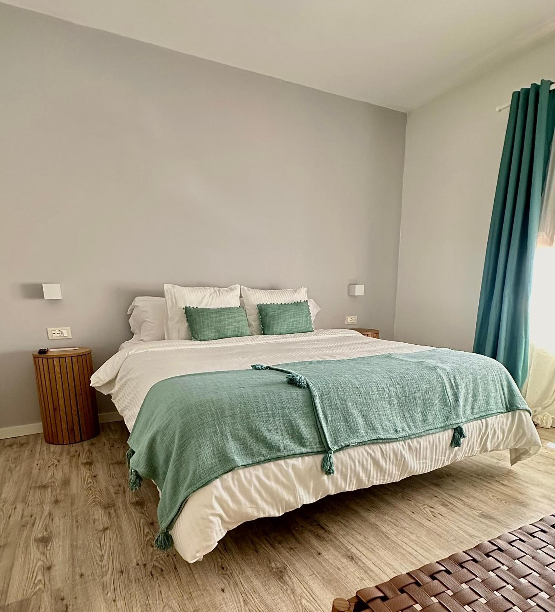 Twin Room with Shared Bathroom