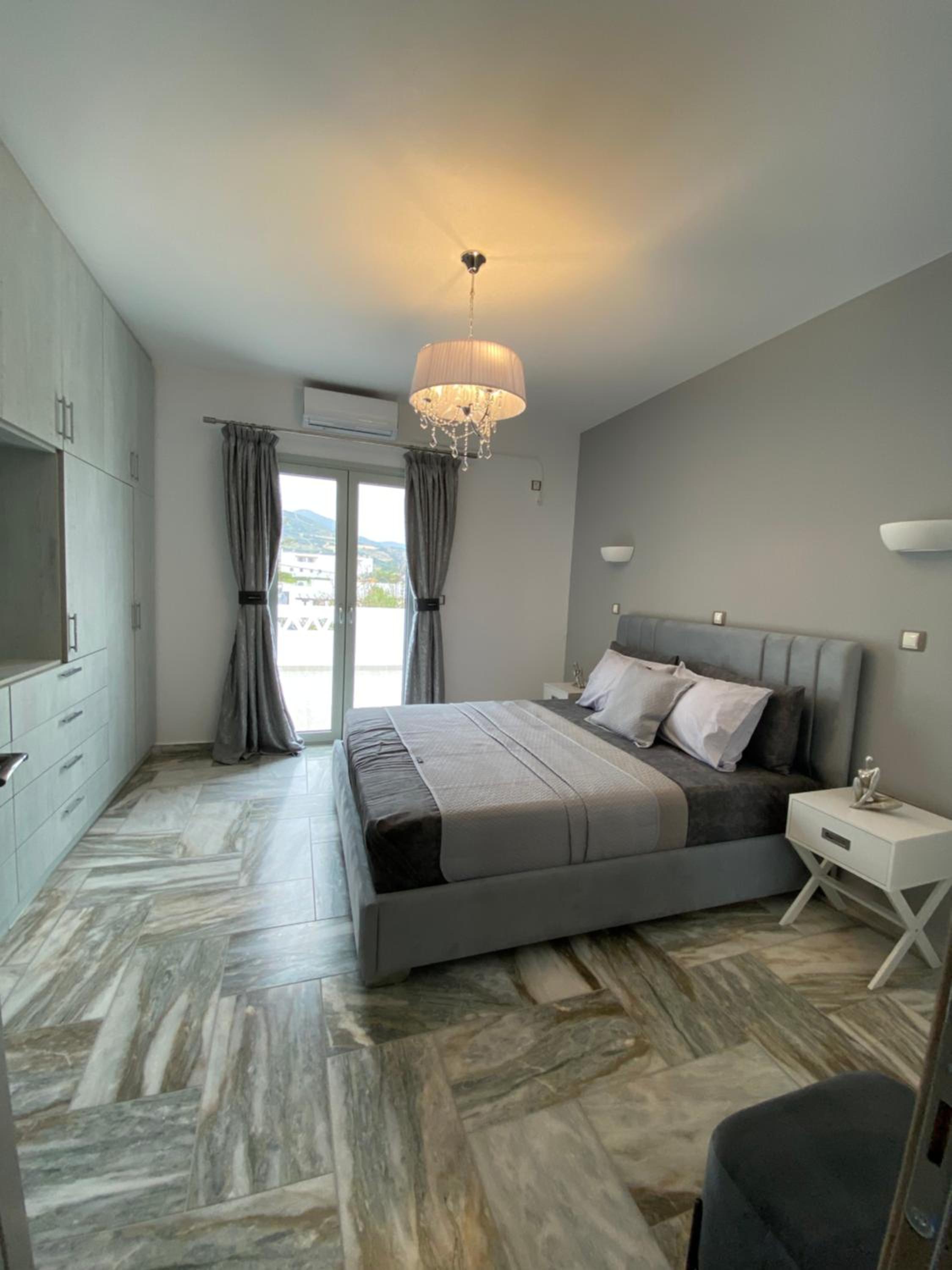 Two-Bedroom Deluxe Apartment photo 1