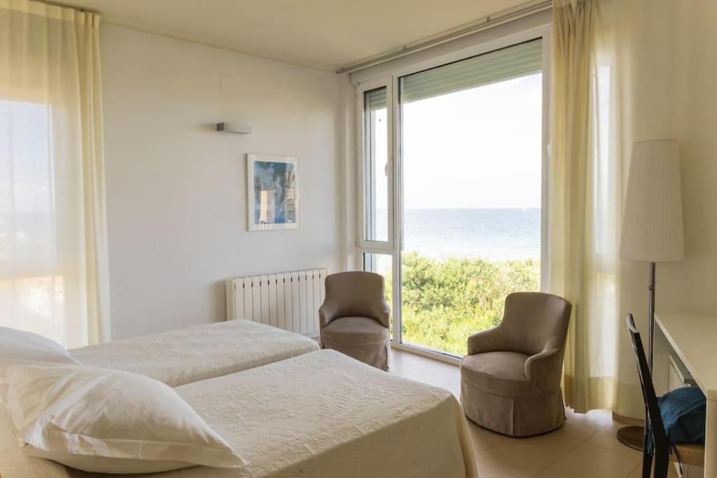 Apartamento de tres habitaciones con vista al mar