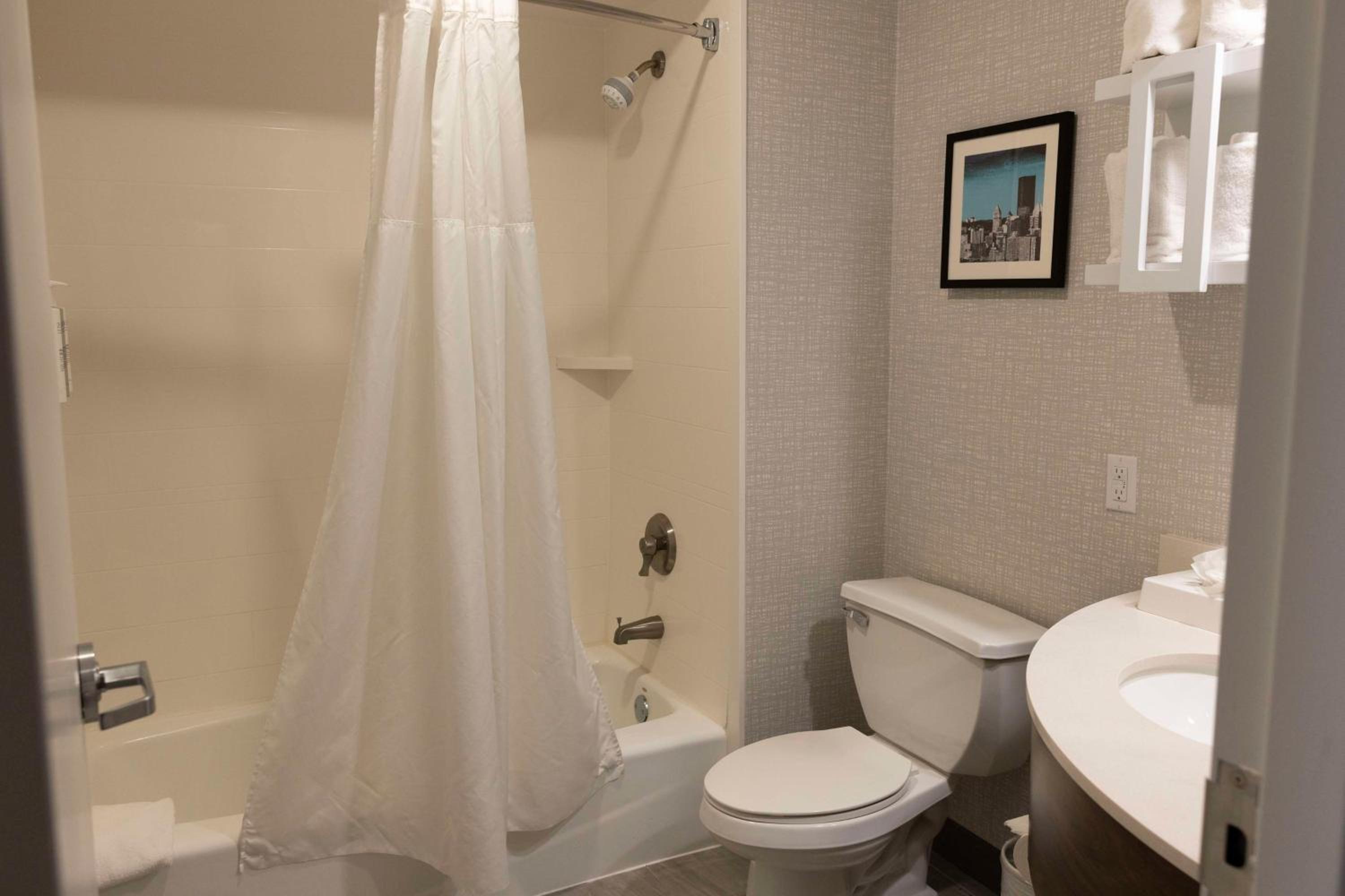 Double Room with Two Double Beds - Non-Smoking - Photo 11