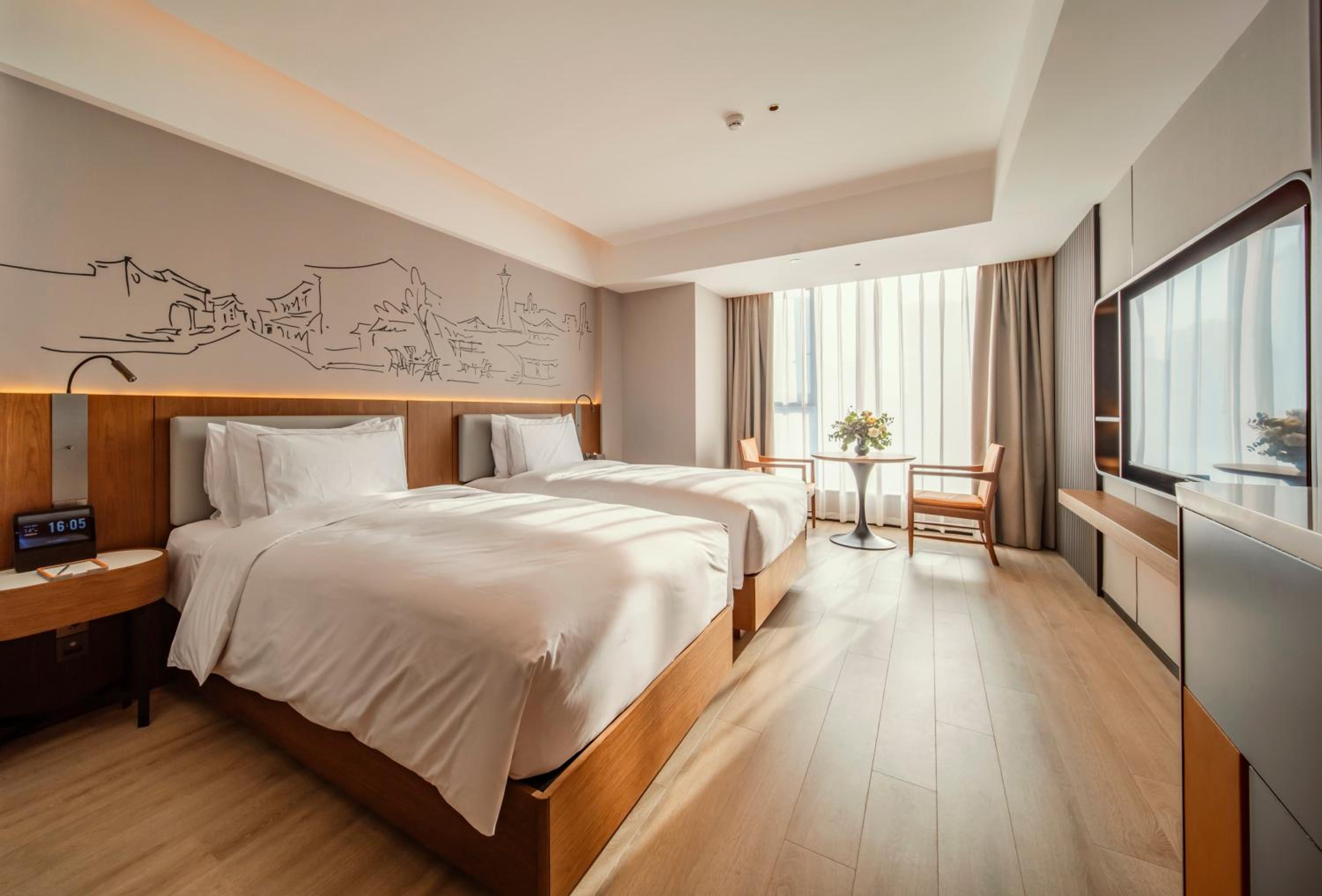 Superior Double or Twin Room photo 1