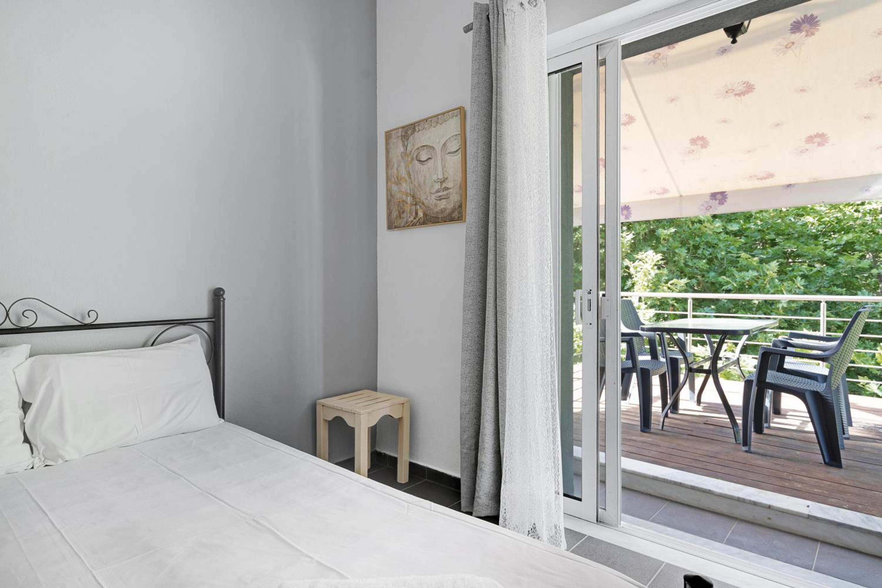 Studio with Terrace