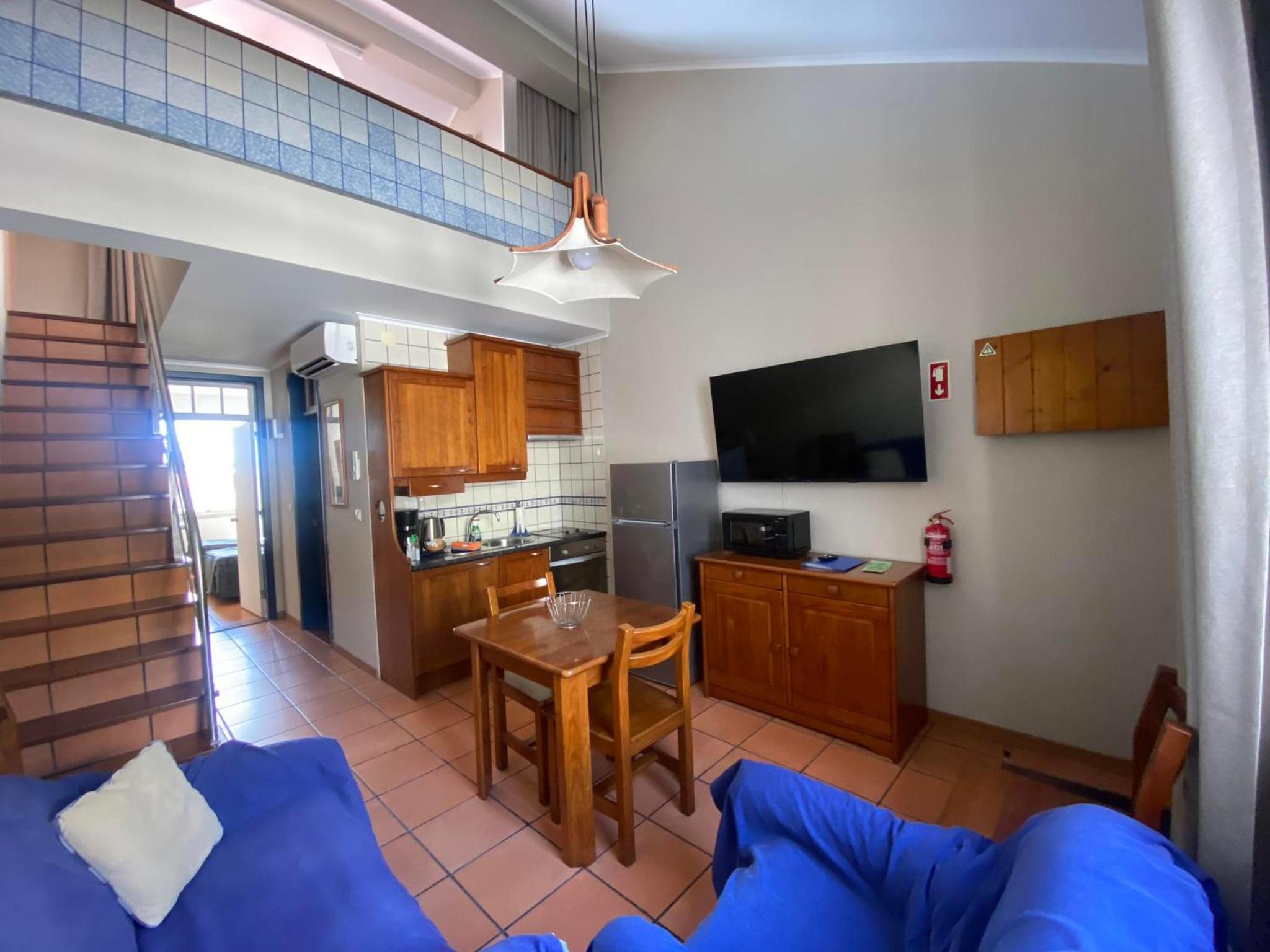 Duplex Apartment with Sea View - Photo 28