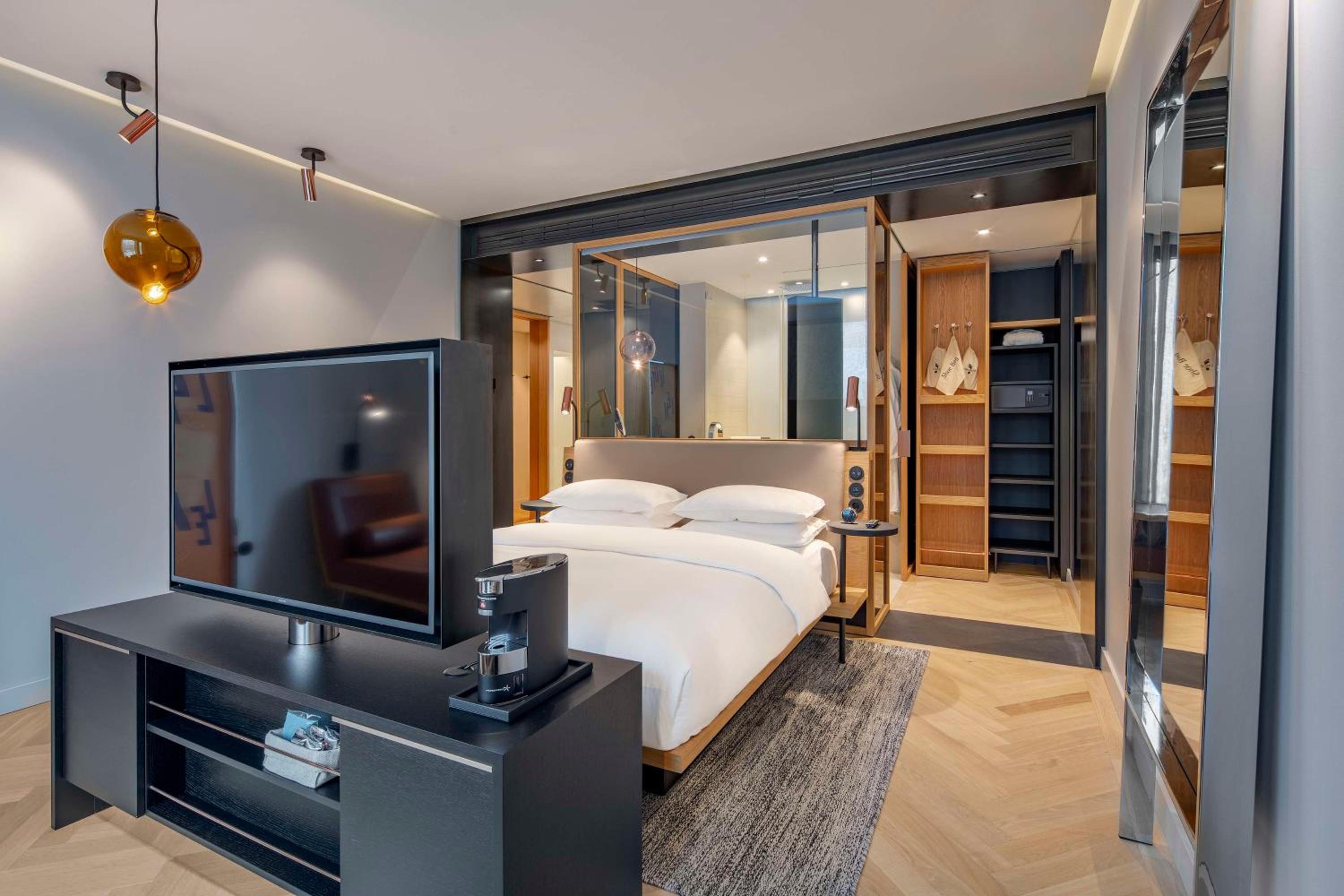 King Room