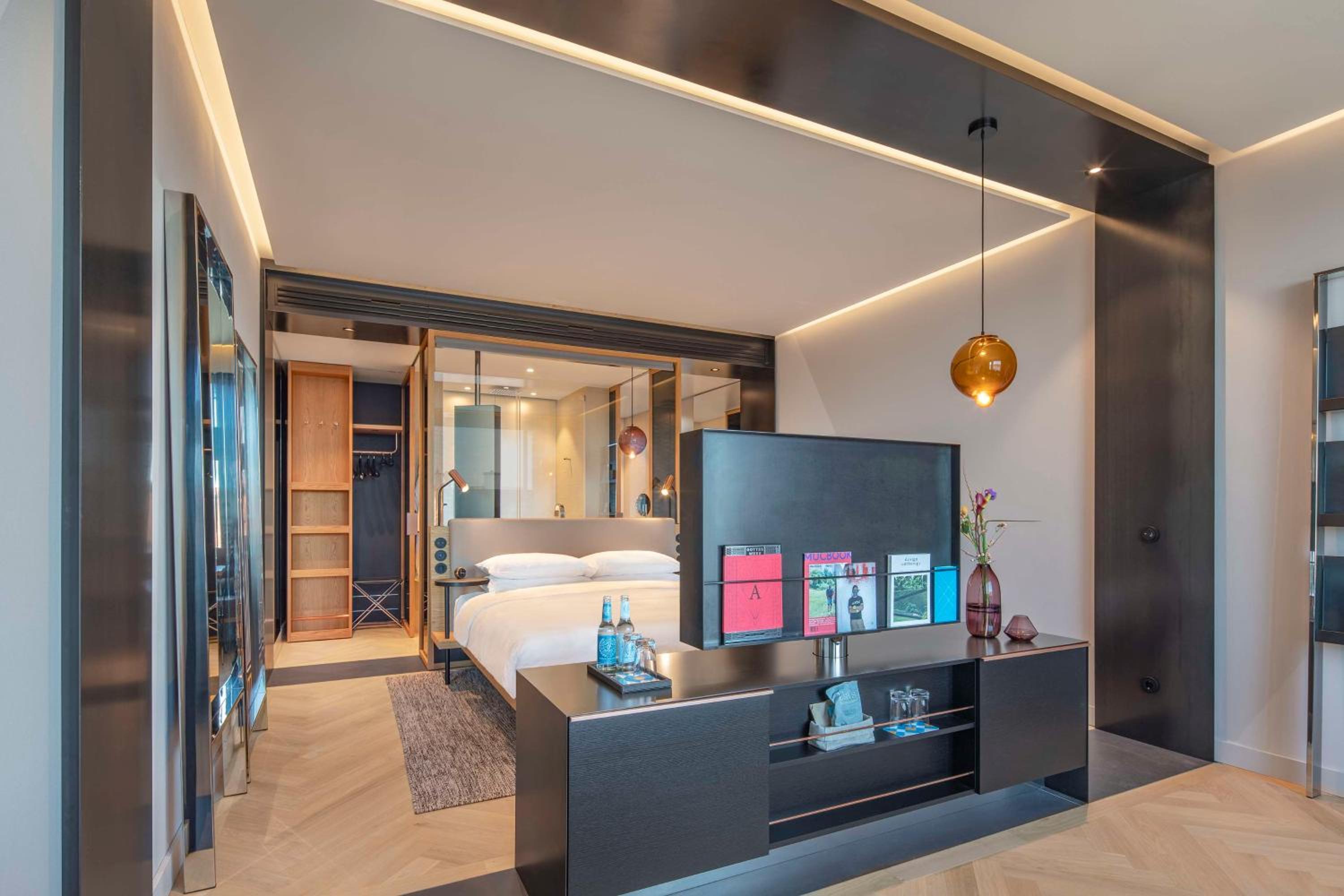 King Room with City View