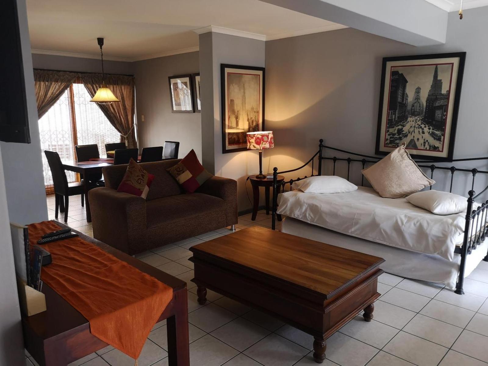 Three-Bedroom House - Photo 12