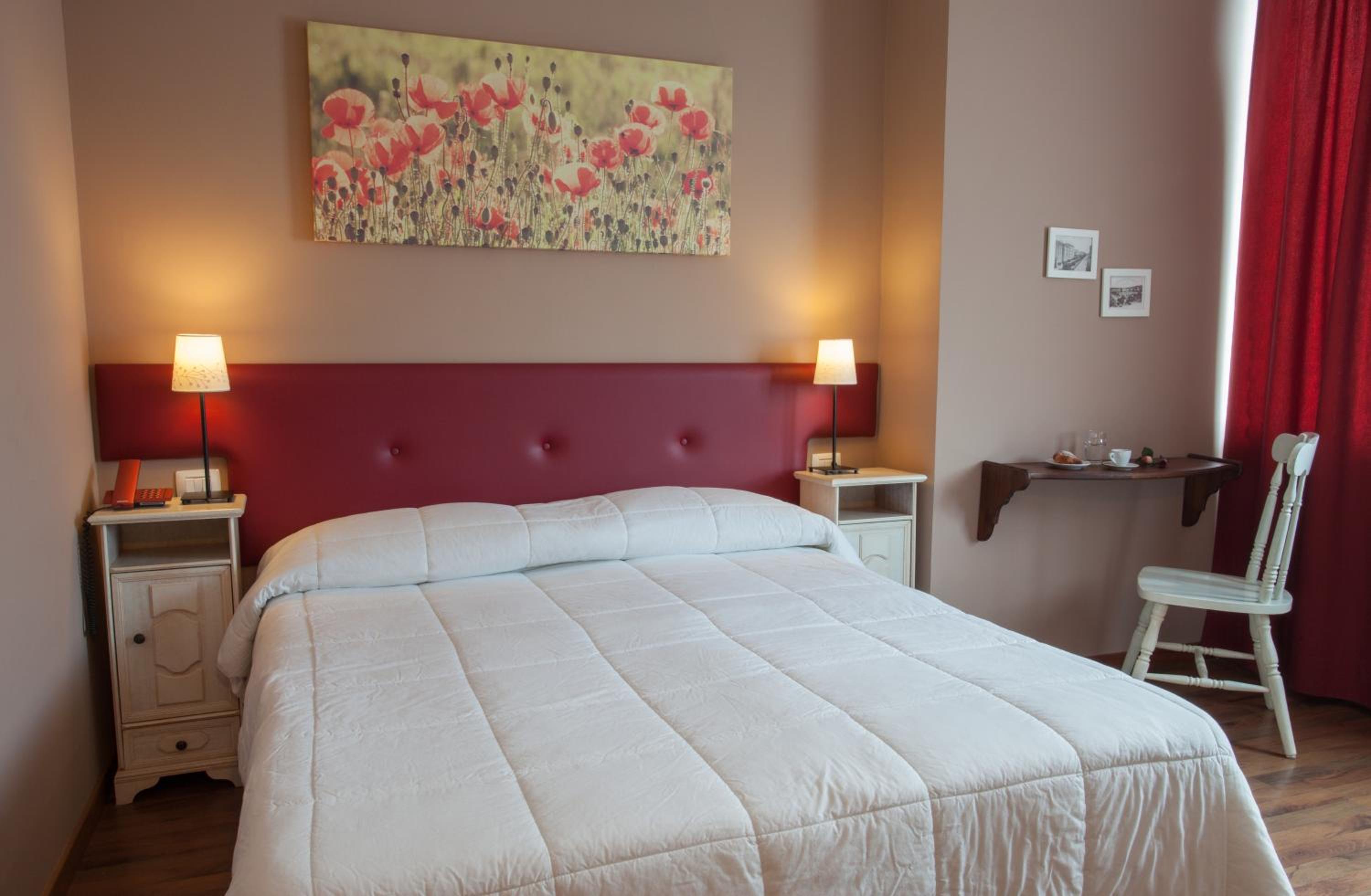 Triple Room - Photo 1