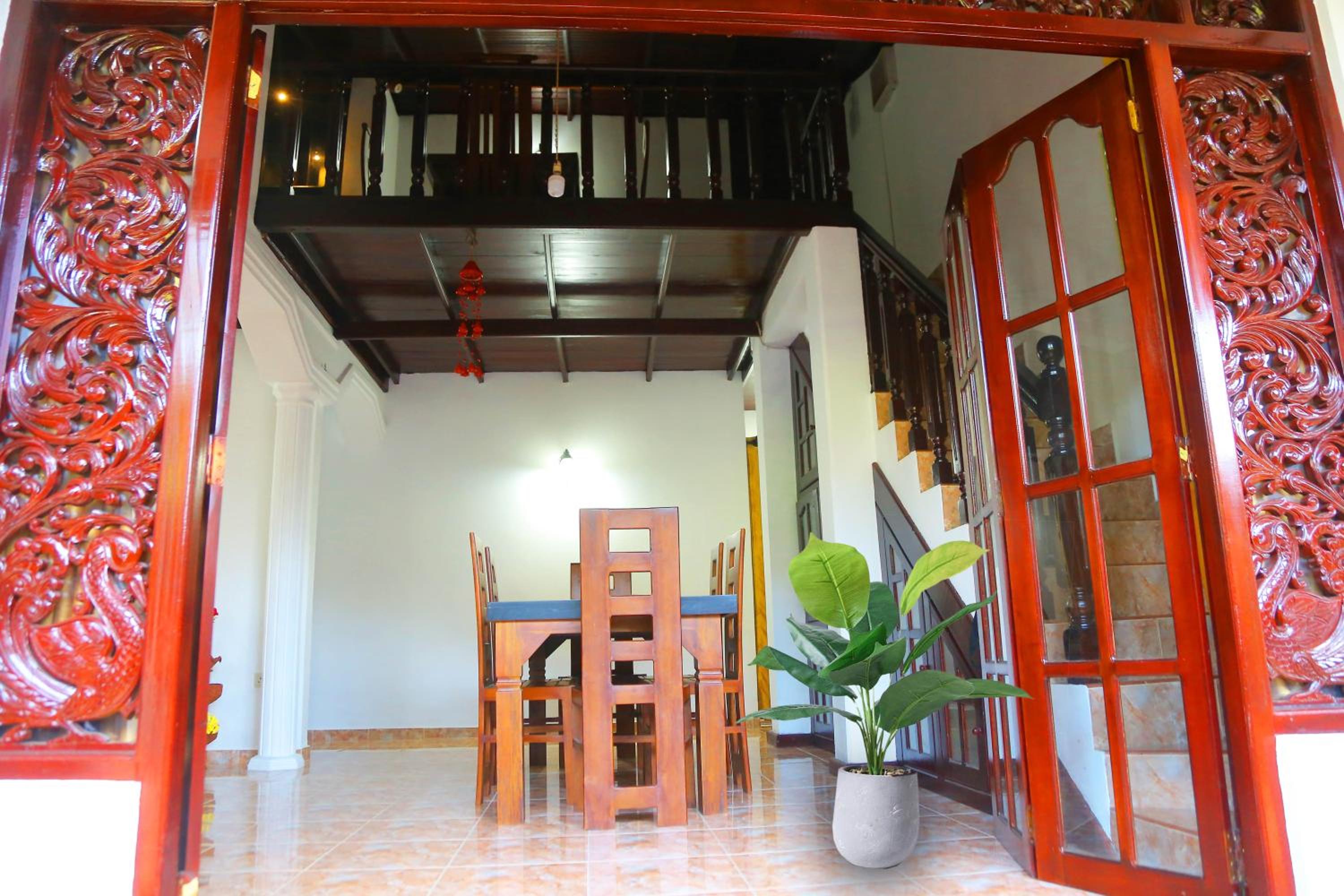 Three-Bedroom Apartment photo 3