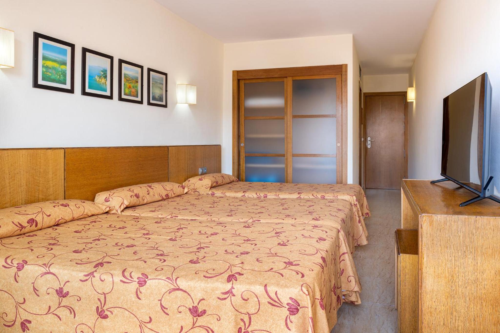 Habitación Doble Superior (2 adultos)