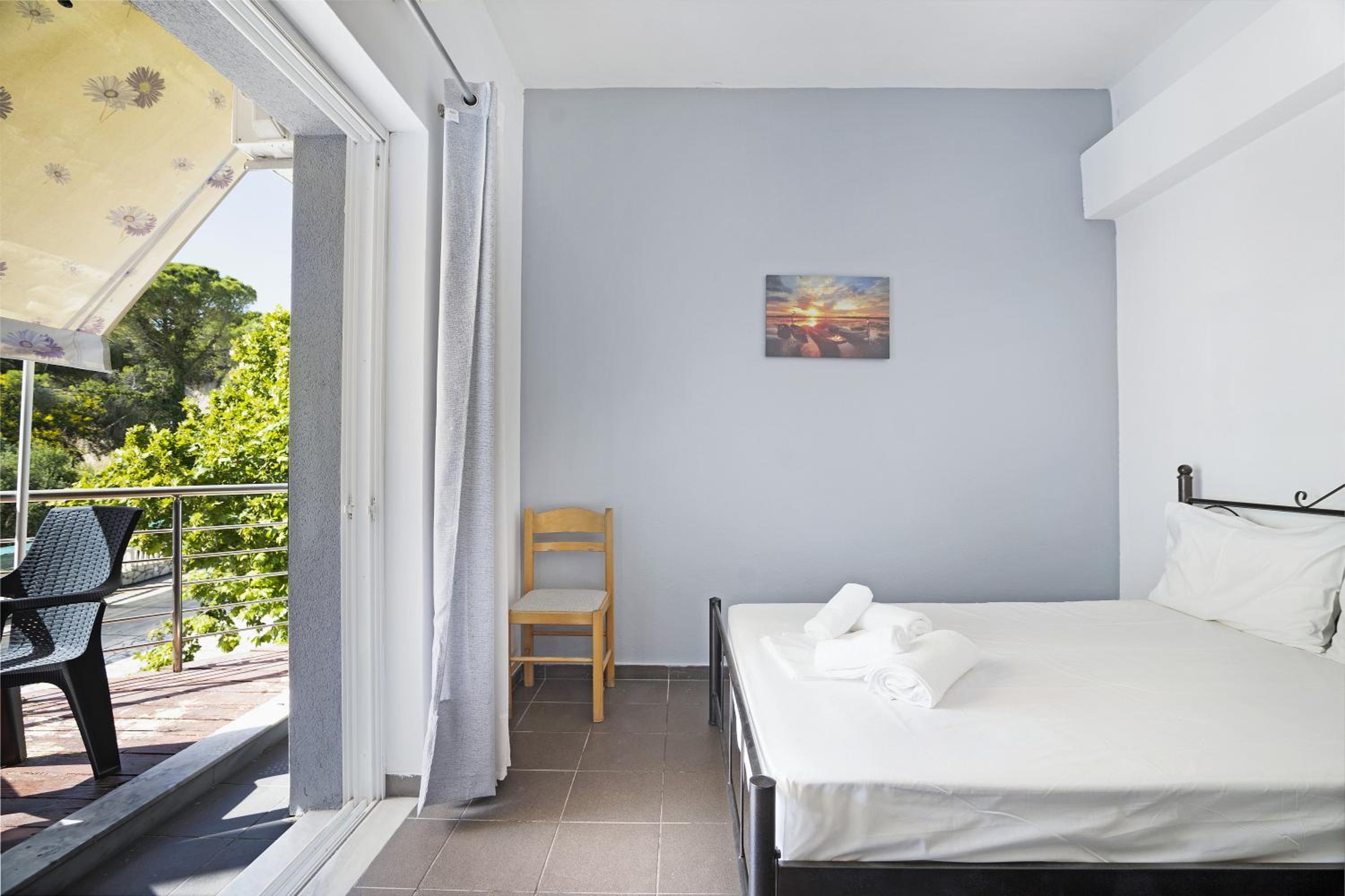 Studio with Terrace photo 1