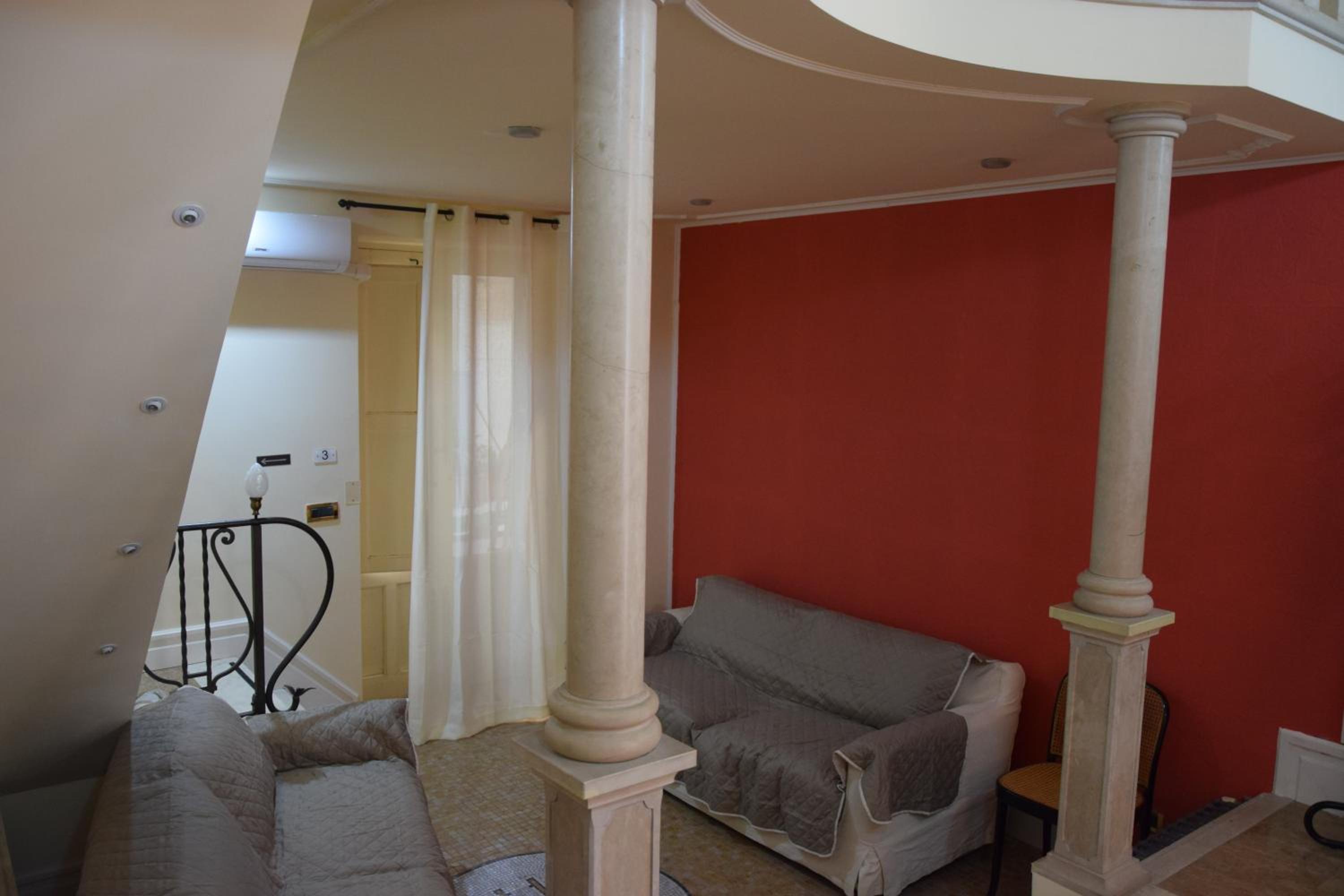 Three-Bedroom Superior Apartment