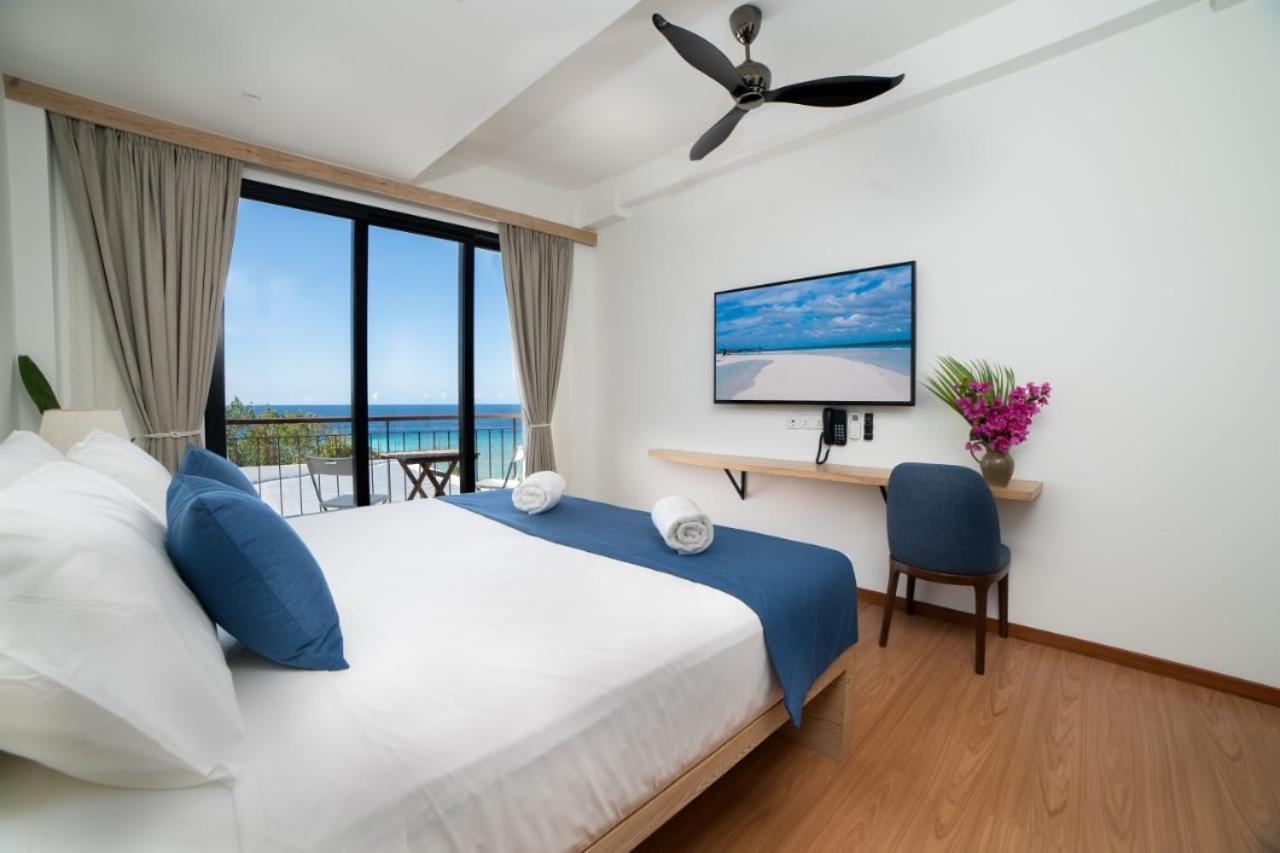  Two-Bedroom with Sea View photo 3
