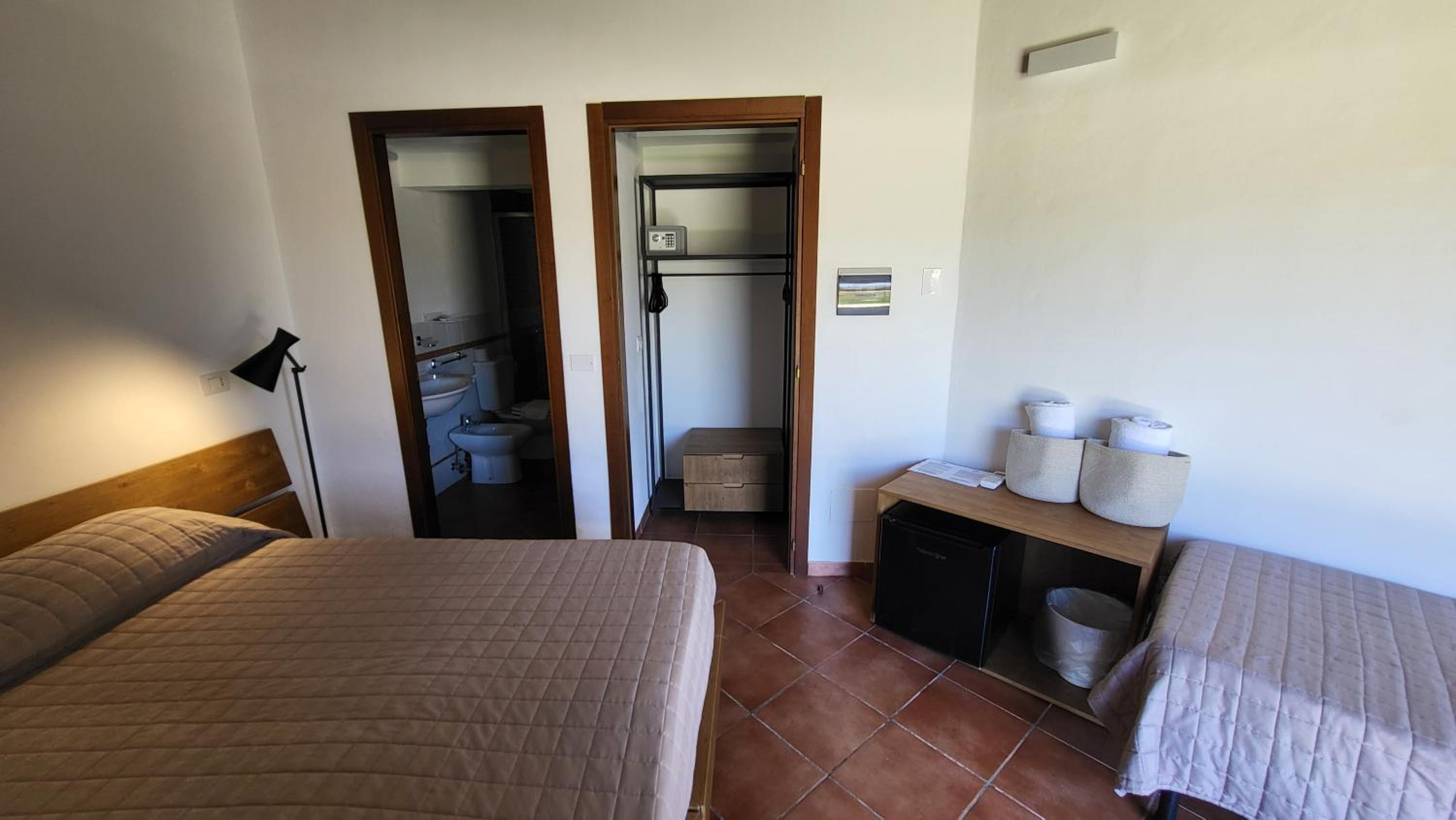 Superior Triple Room - Photo 5